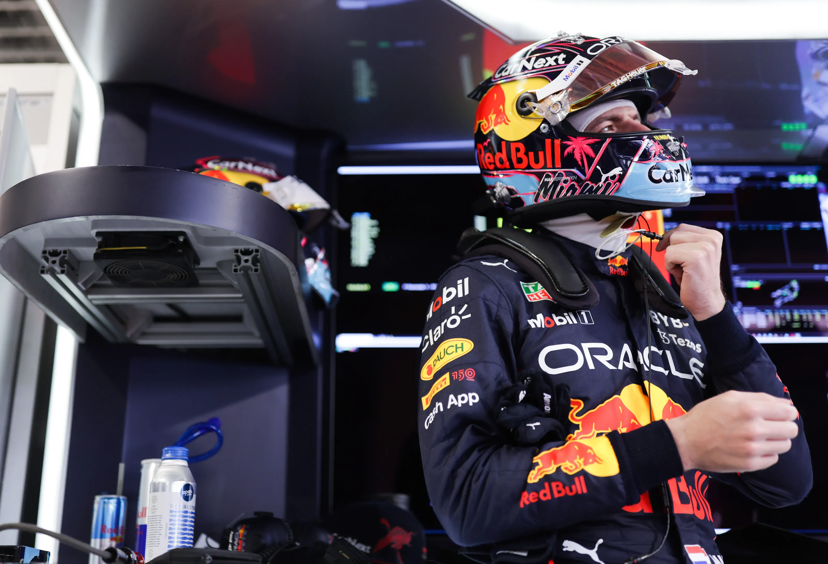 Formidabele Verstappen onderstreept favorietenrol bij de bookmakers (Ad)