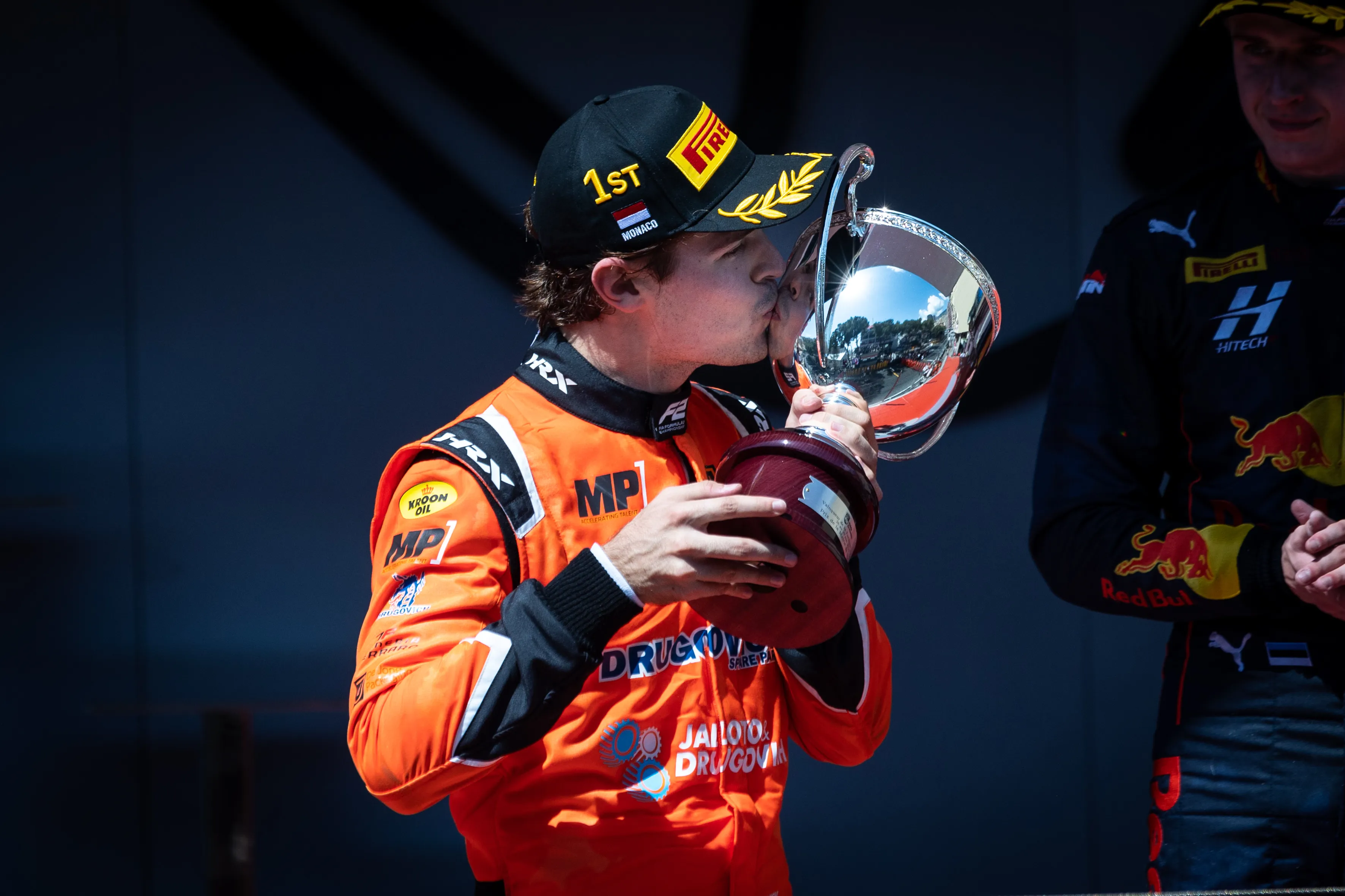 Onderweg naar F1 | Hectisch weekend laat Martins lachen en Bearman huilen