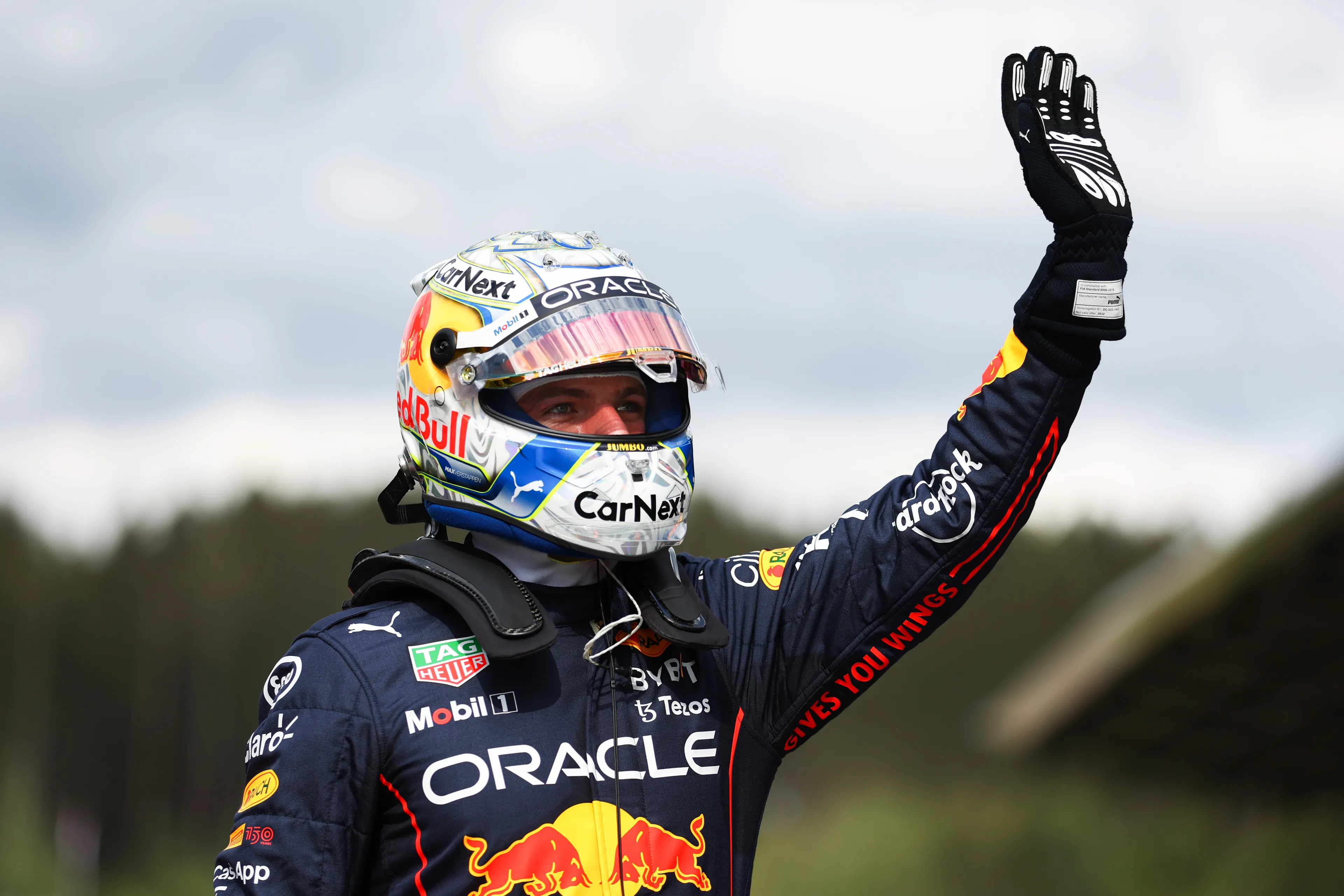 Ondanks twee mindere Grand Prix's is Verstappen nog altijd dé favoriet voor de wereldtitel (Ad)