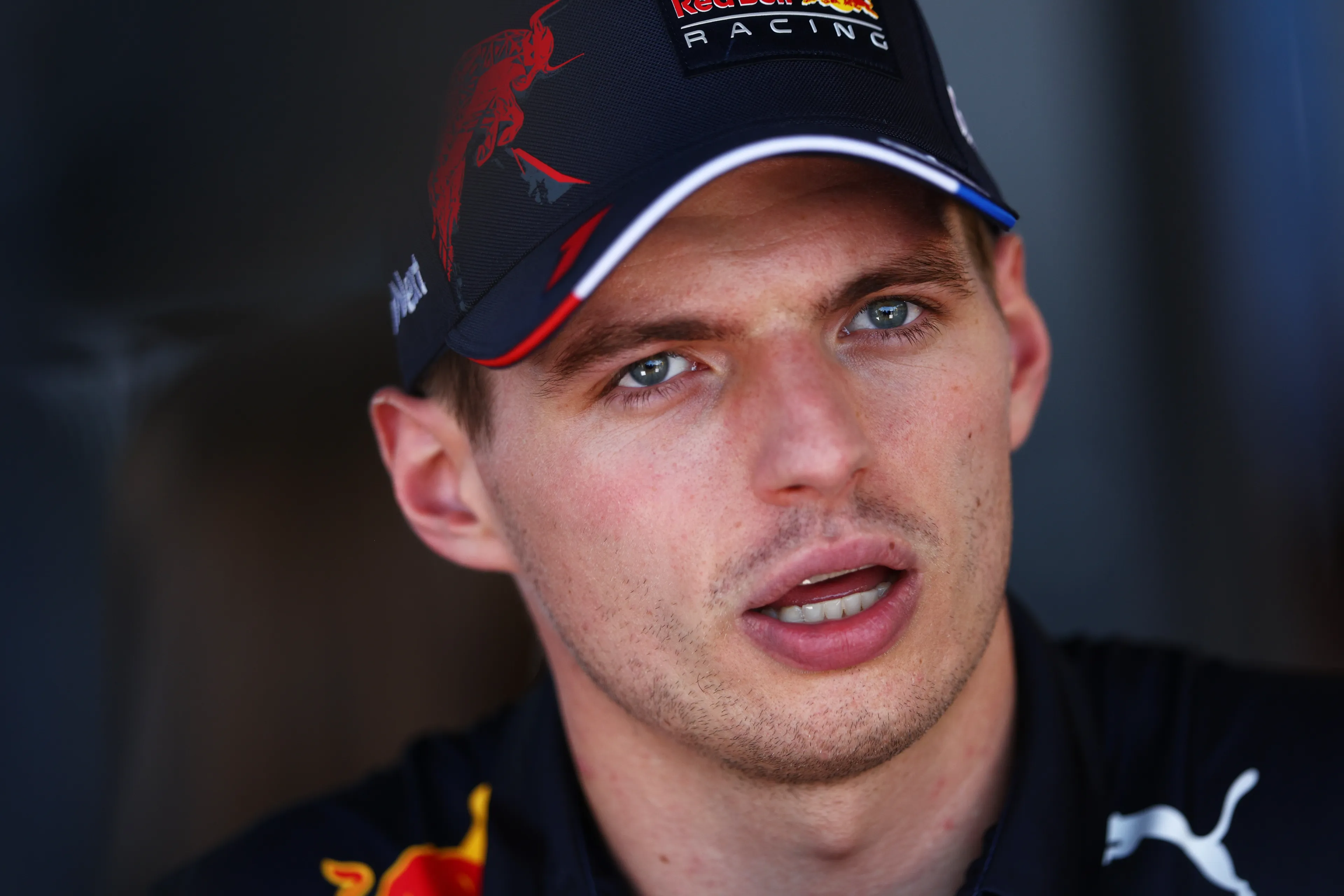 Verstappen: 'Voor mijn gevoel zijn we Ferrari nog steeds aan het achtervolgen'