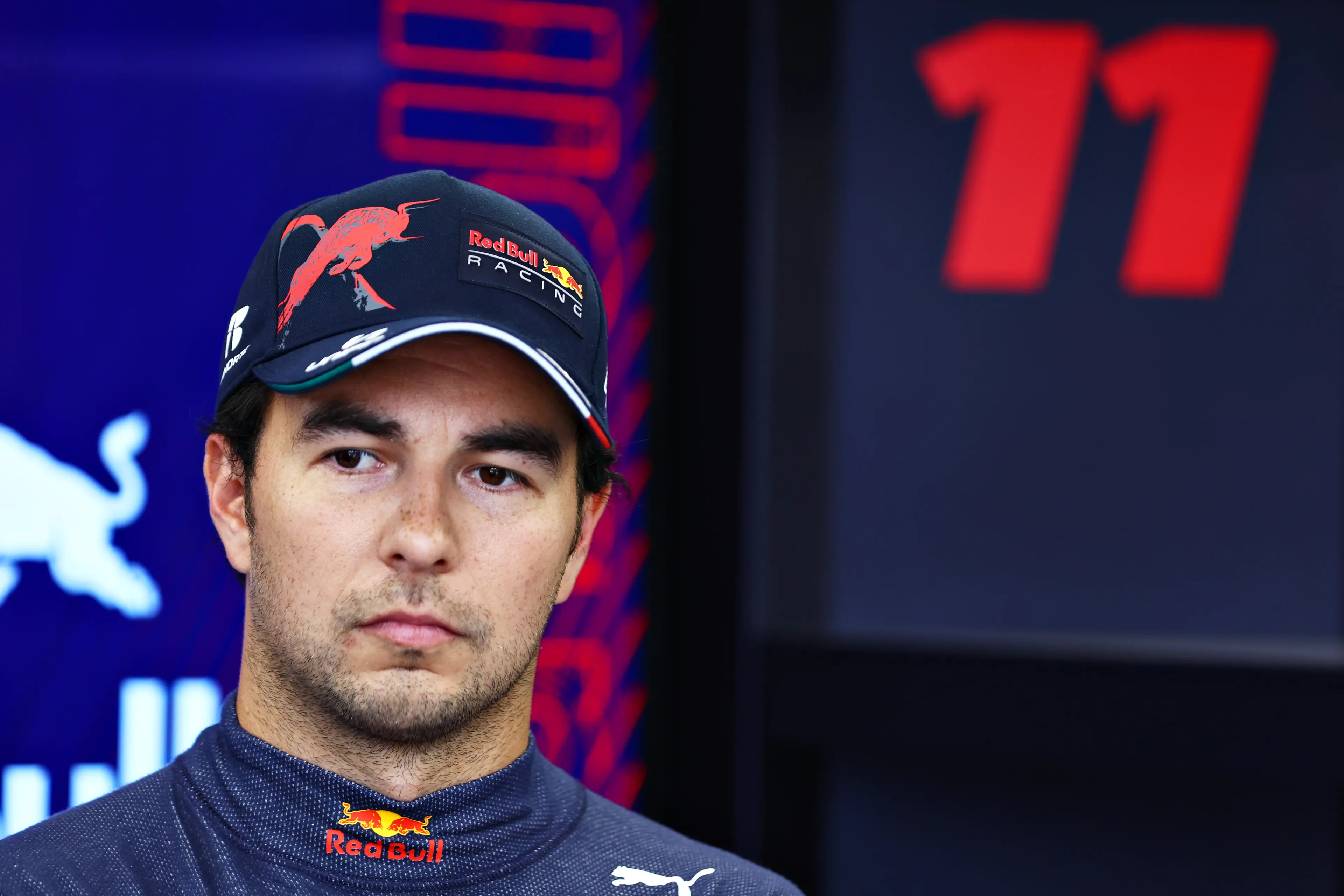 Pérez gelooft in titelkansen: 'Het is niet de vraag of ik Verstappen kan verslaan'