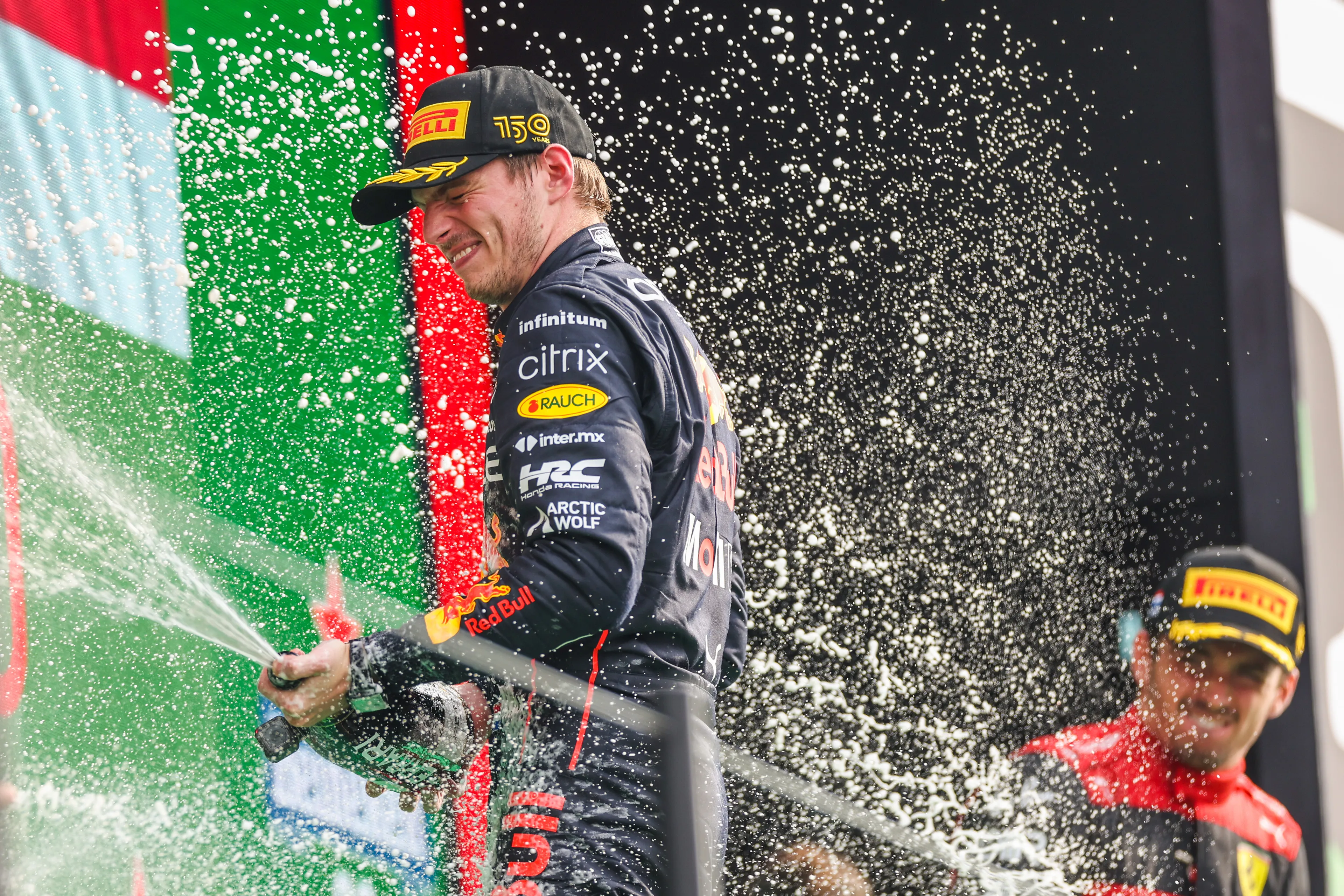 F1Maximaal voorspelt: 'Ferrari kan alleen hopen op een wonder tegen Red Bull'