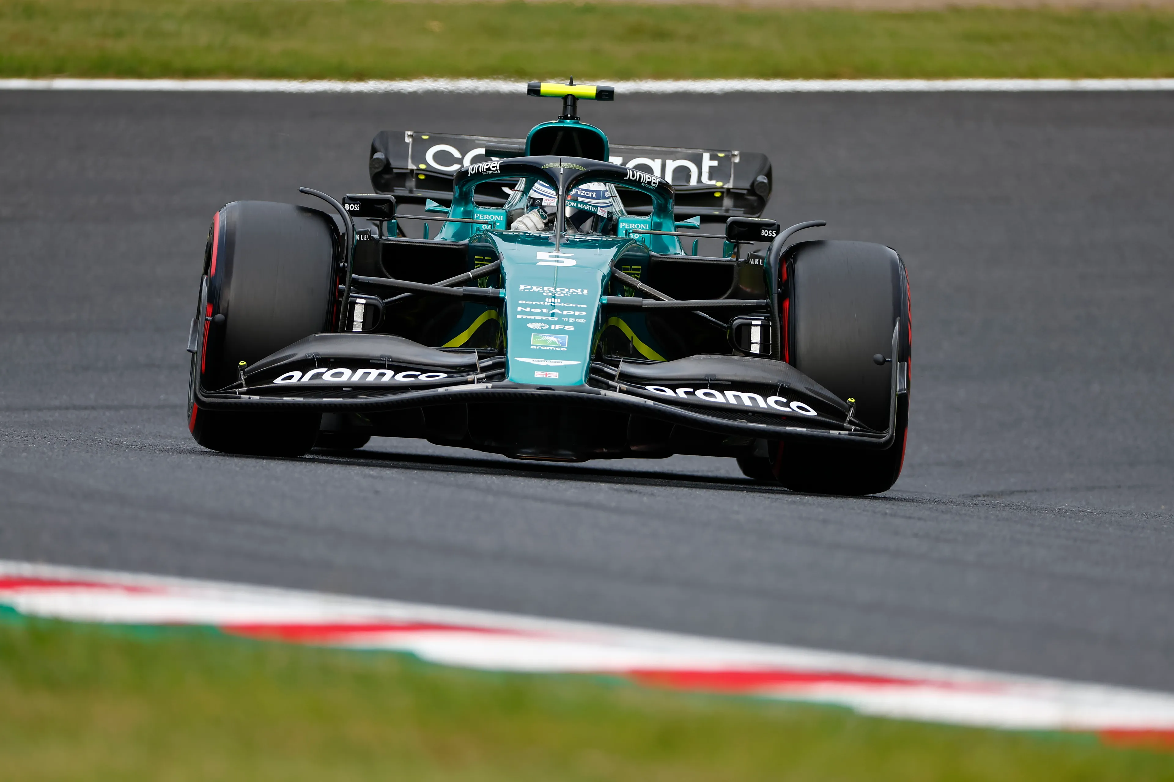 Technisch directeur Aston Martin: 'Dan moeten we het minstens net zo goed doen als Mercedes'