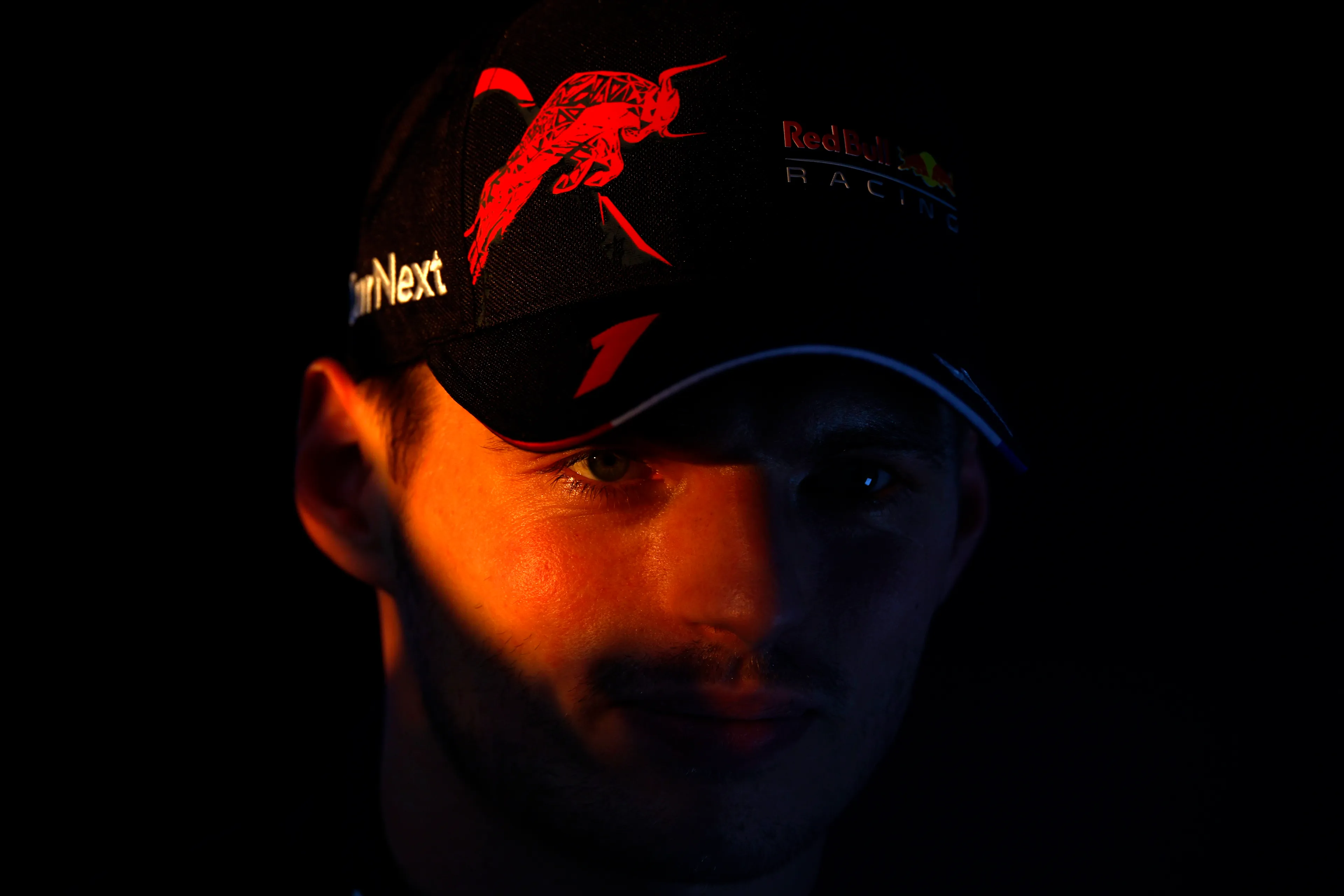 Verstappen beschrijft gevoel na mislukte pitstop: 'Veel scheldwoorden'