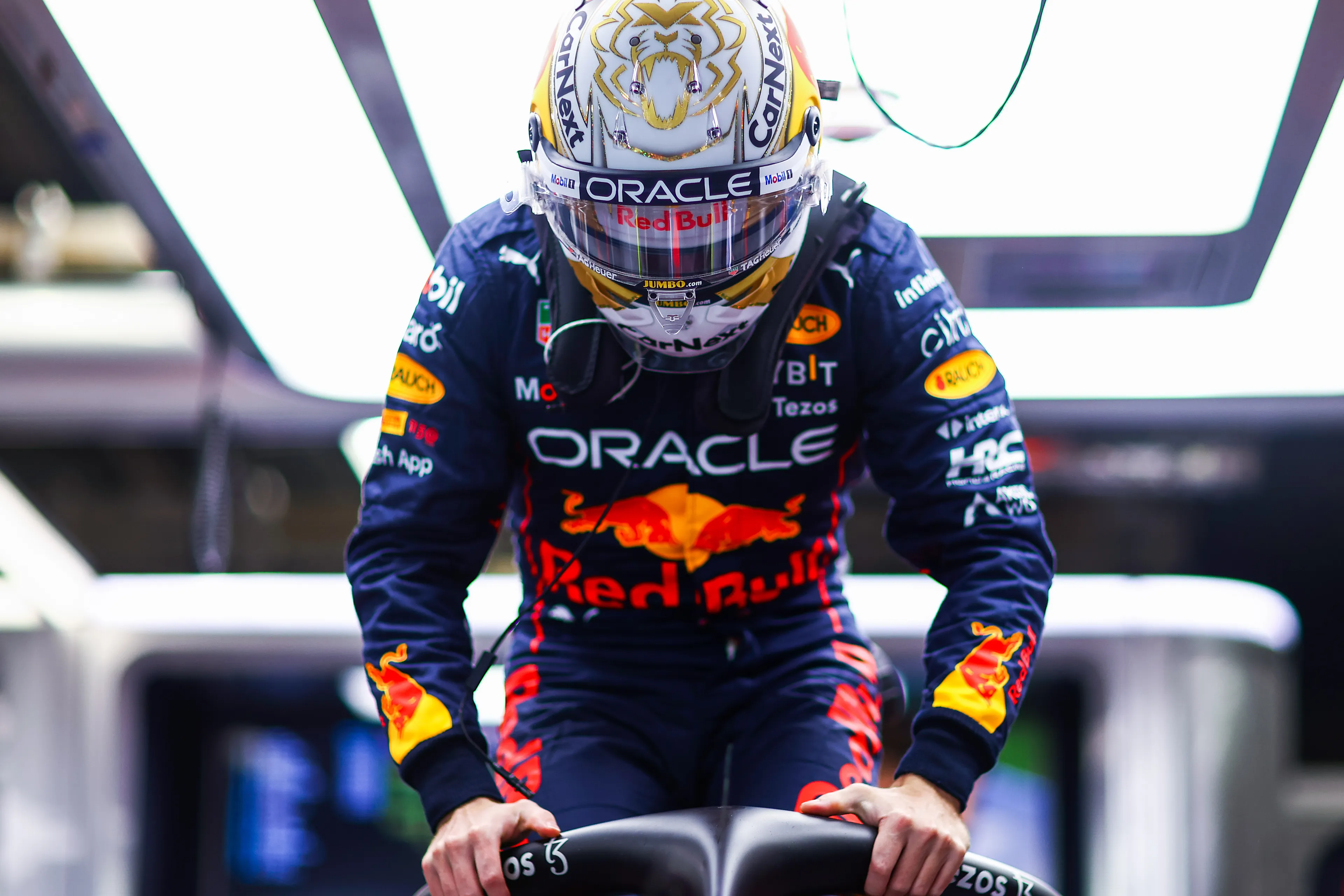 Boordradio's VT1 & VT2 | Verstappen: 'Alle banden zijn ***, geen grip'