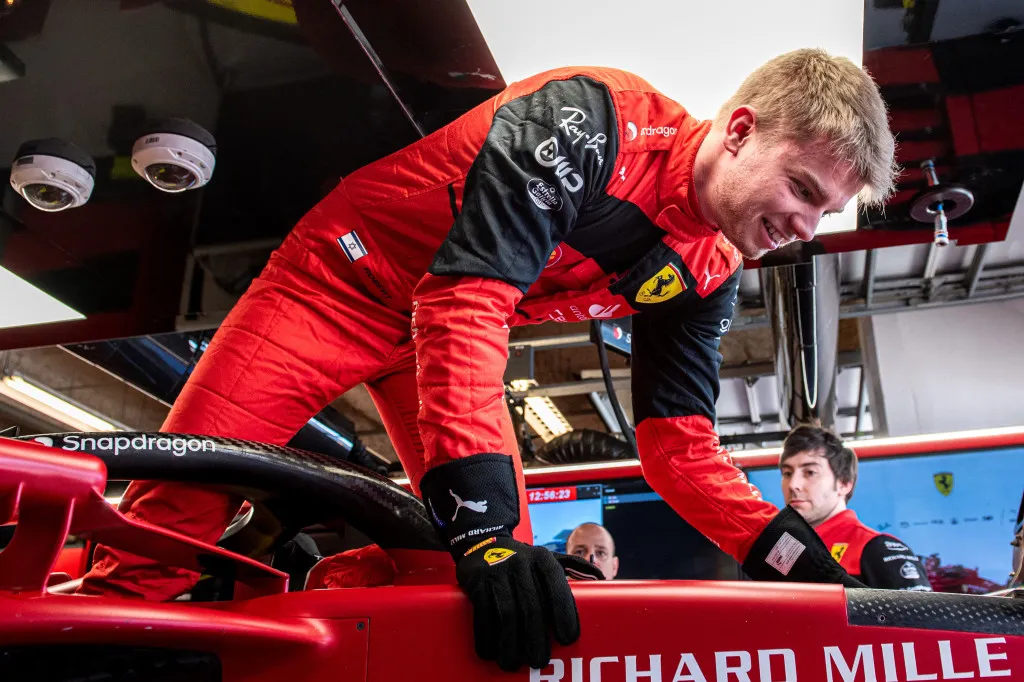 Shwartzman voor het eerst in de F1-75: 'Het was echt geweldig'