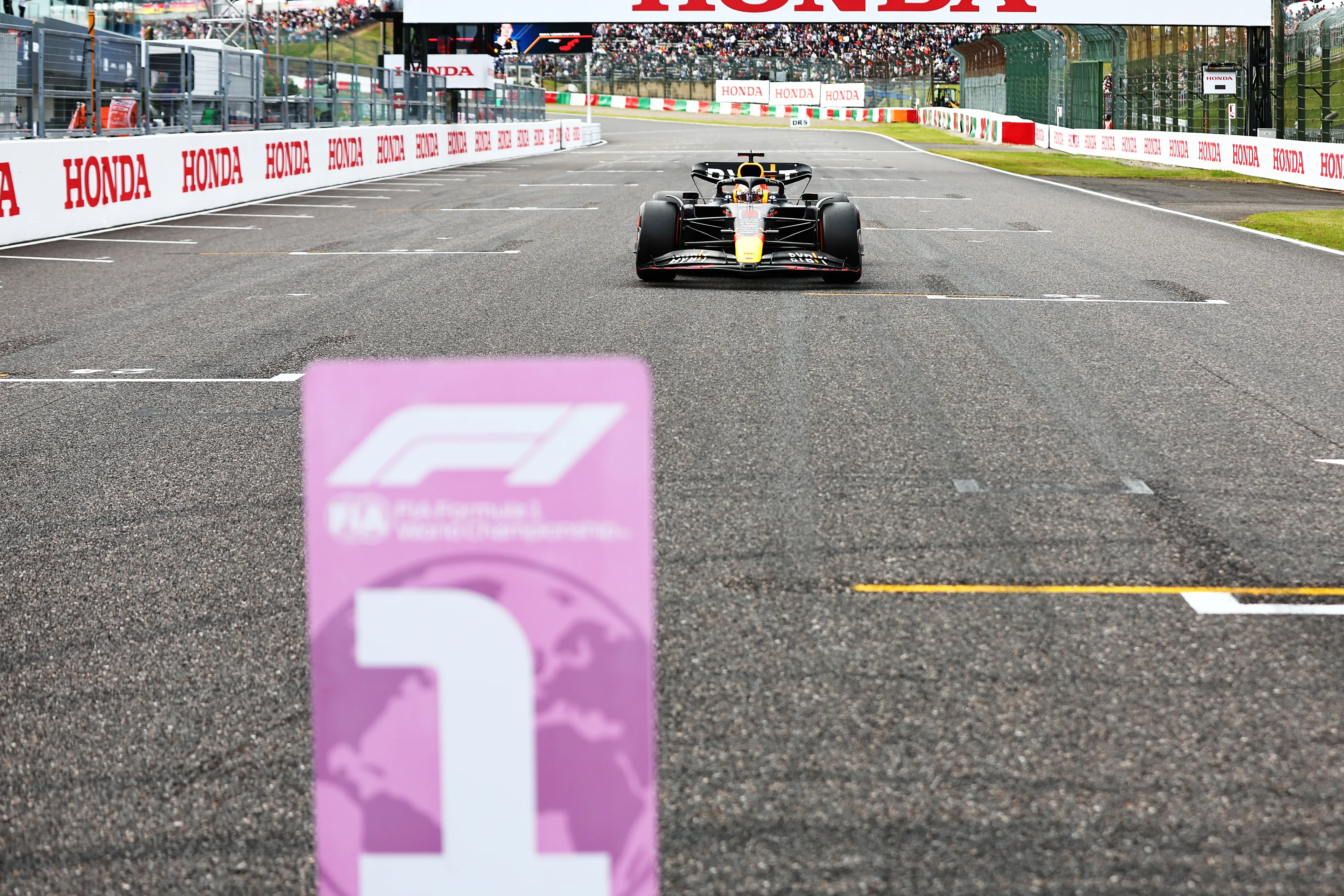 Startopstelling GP Japan: Verstappen vanaf pole op jacht naar tweede wereldtitel