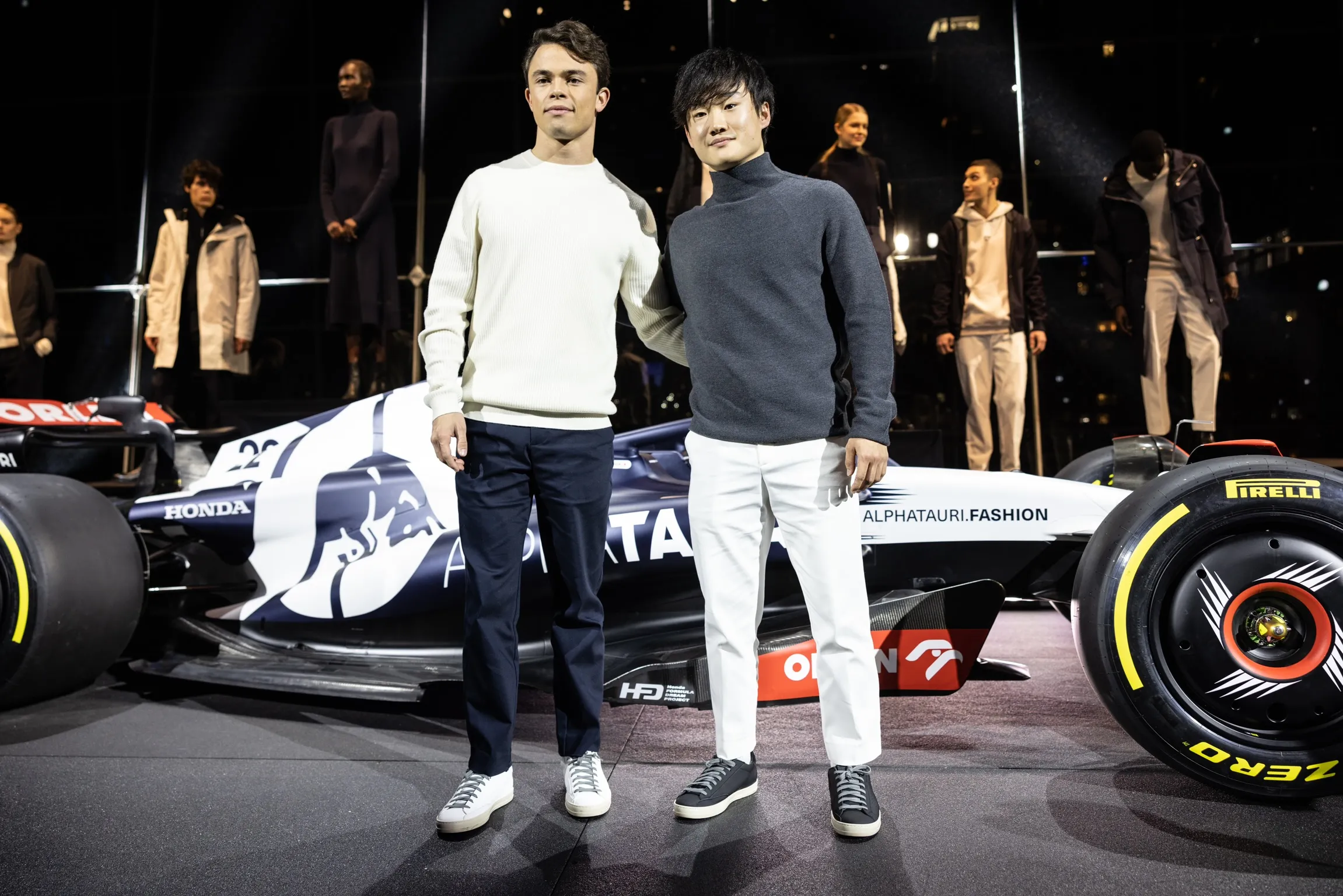 Tost steekt loftrompet voor De Vries: 'Technisch één van de meest bedreven coureurs'