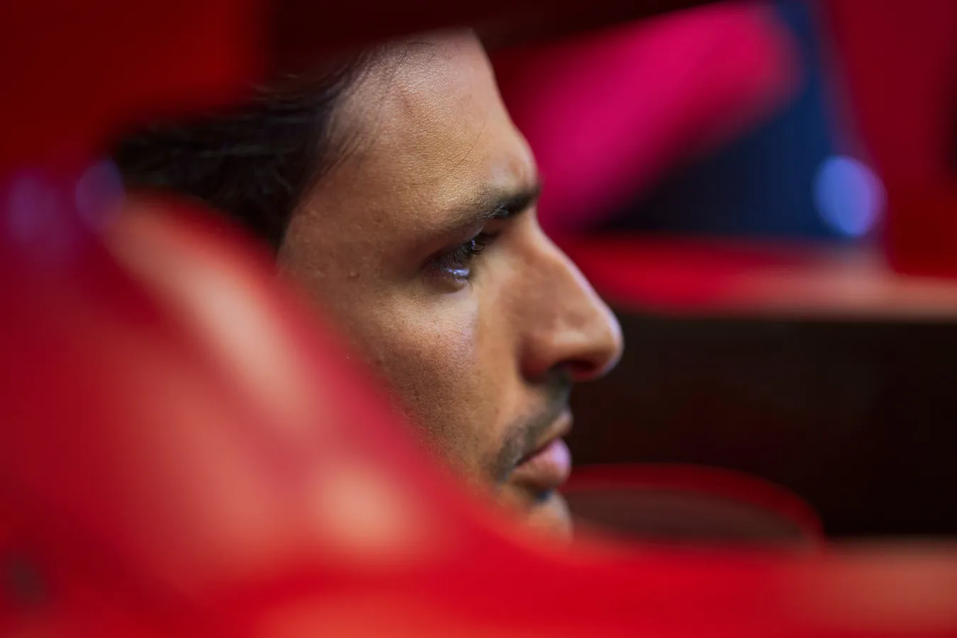 Sainz roept Ferrari op tot conceptwijziging: 'Red Bull heeft overal een duidelijk voordeel'