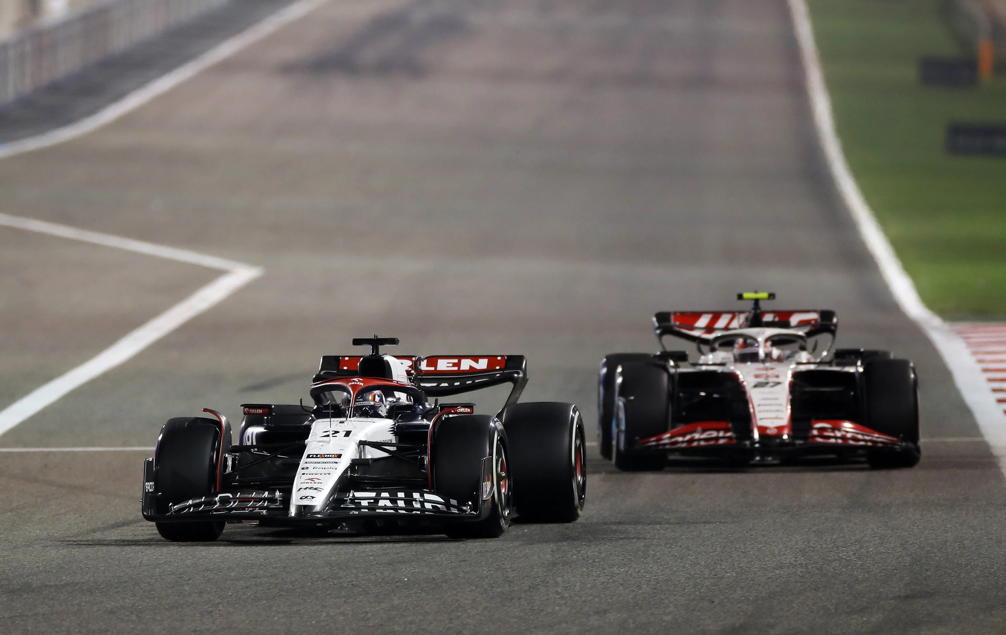 Hülkenberg vergelijkt zichzelf met De Vries door 'enorm belangrijke' invalbeurten