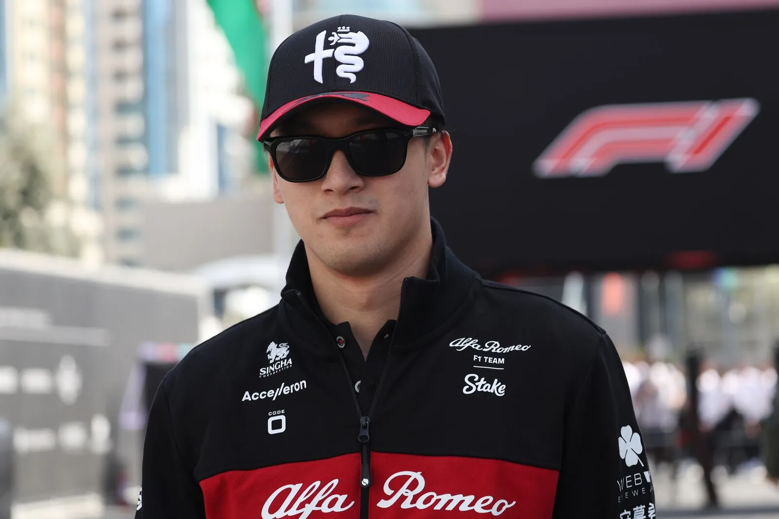 Geruchtencircuit | 'Derde seizoen Zhou bij Alfa Romeo hangt aan zijden draadje, Pourchaire en Drugovich worden genoemd'