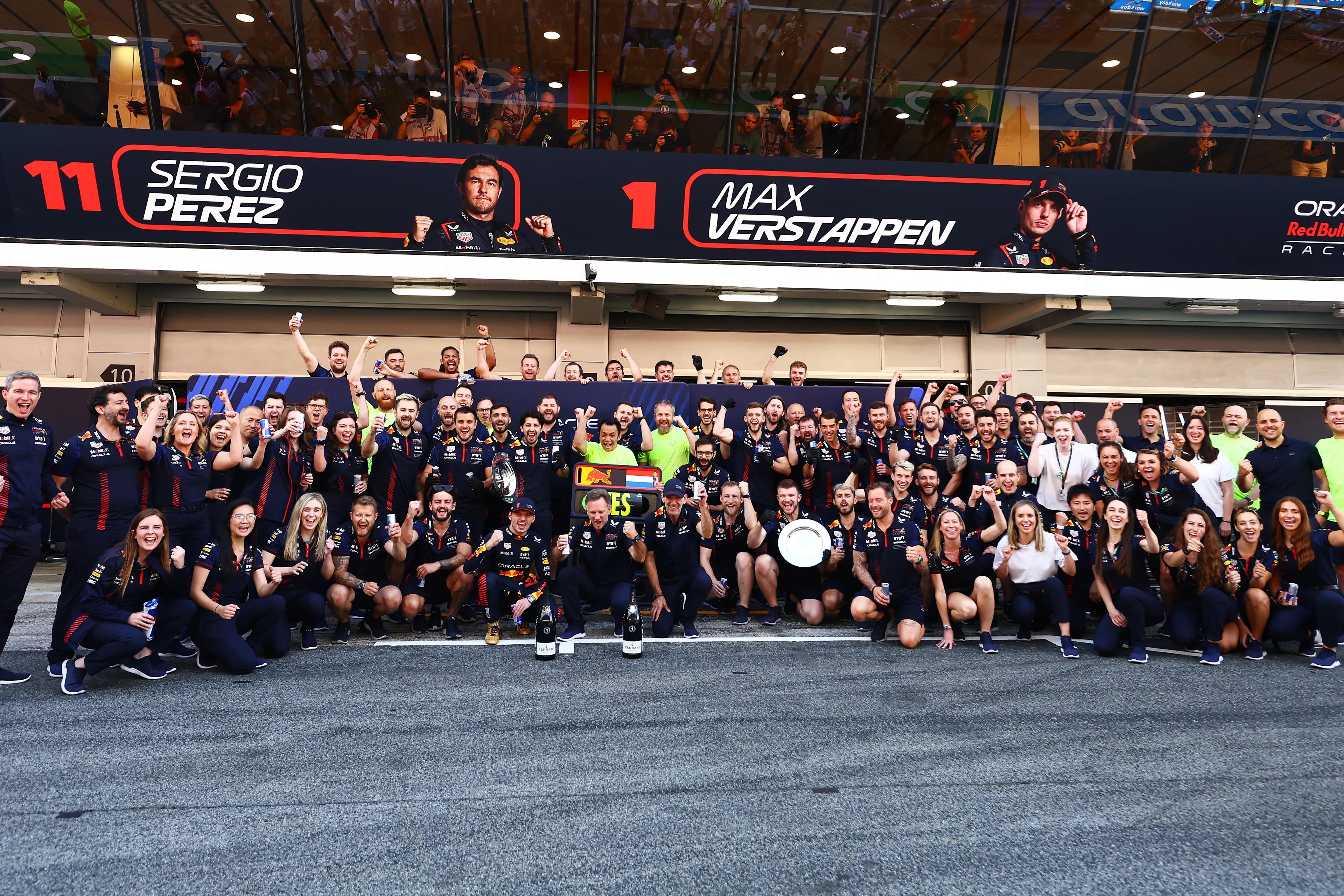 Verstappen blij met nieuwe engineer na opstartproblemen: 'Opeens begrepen we wat we van elkaar nodig hebben'