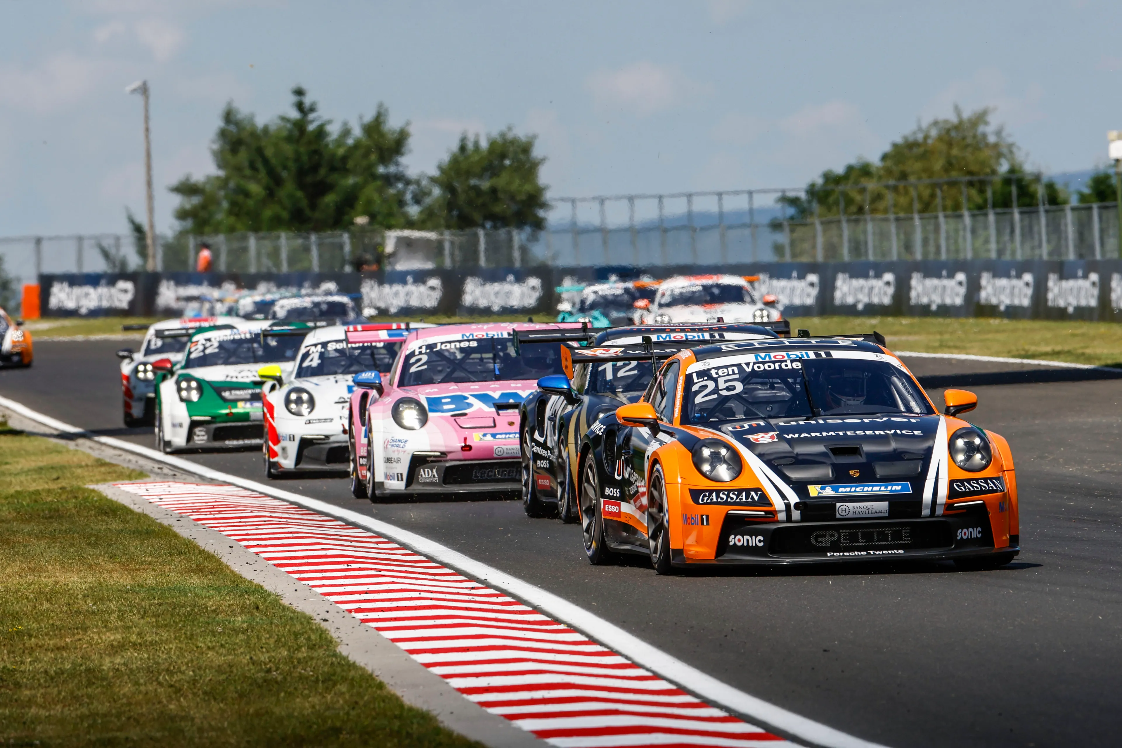 Porsche Supercup GP Hongarije | King koning van de Hungaroring, Van Eijndhoven opnieuw naar het podium