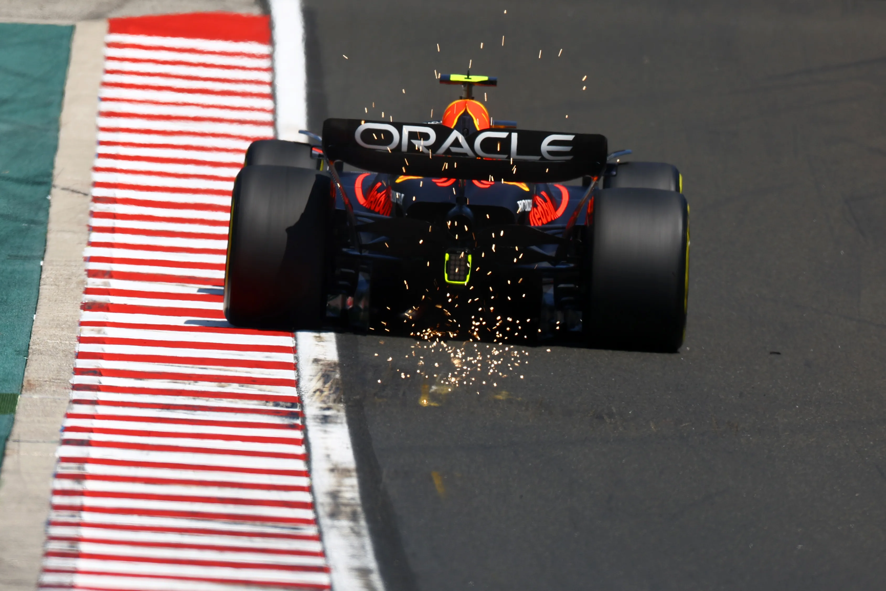 Pérez blij met P3-resultaat in Hongarije: 'Het was een moeilijke race'