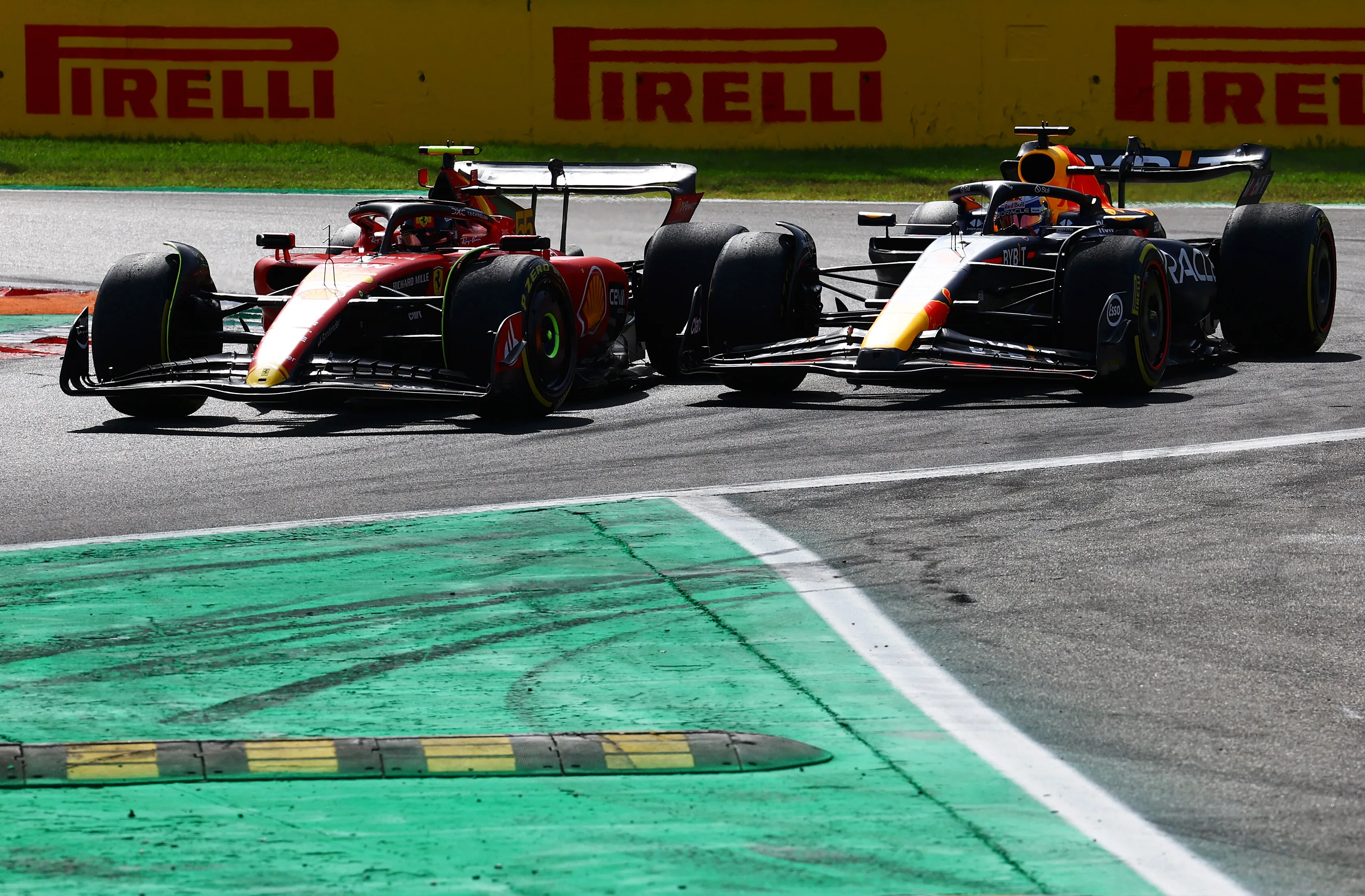 Verstappen, Pérez en Sainz willen liever niet zonder DRS: 'Nog steeds moeite om auto's te volgen'