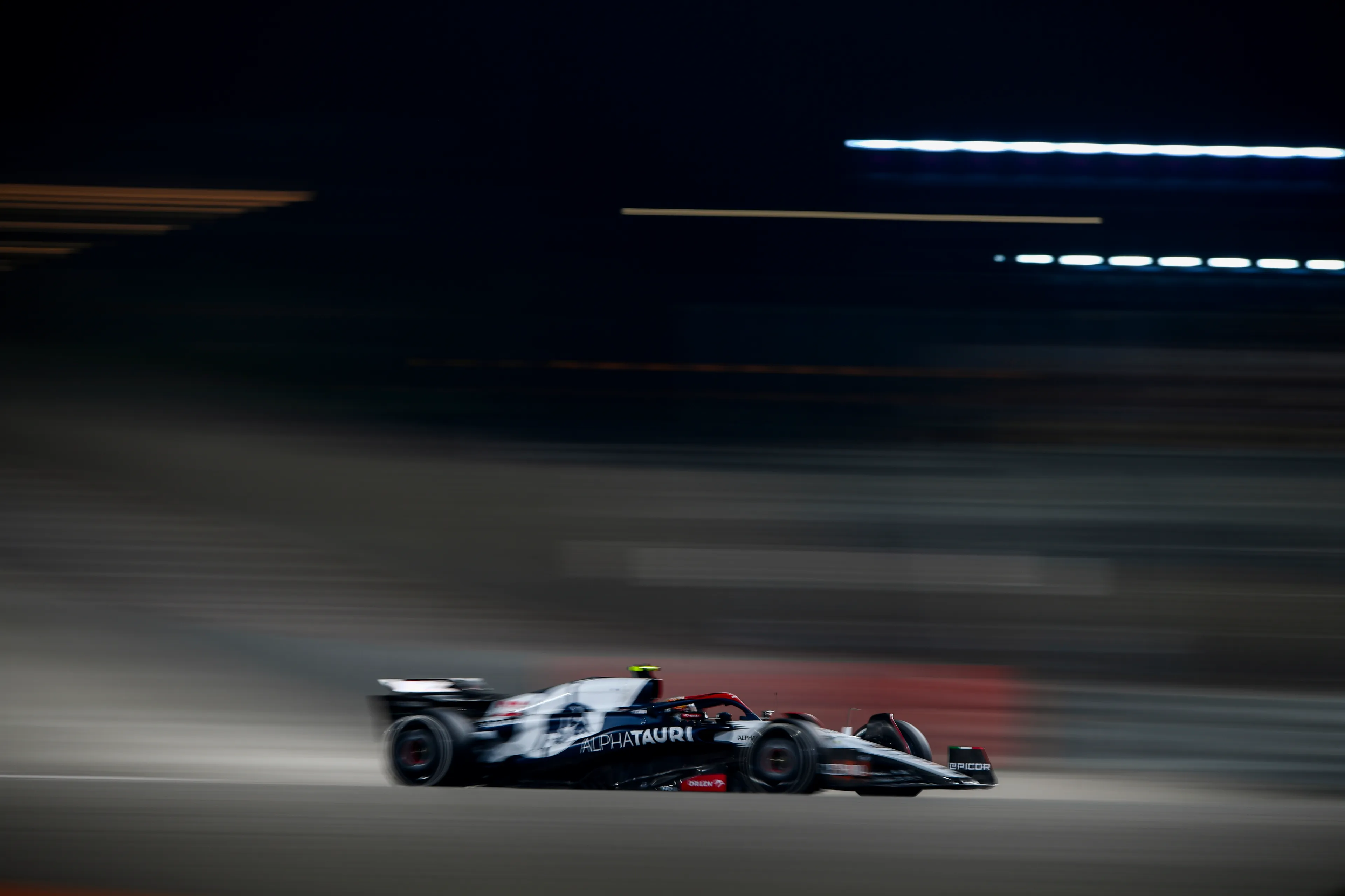 Bayer geeft tekst en uitleg bij rijderskeuze AlphaTauri: 'Uiteindelijk kan je niet beide hebben'