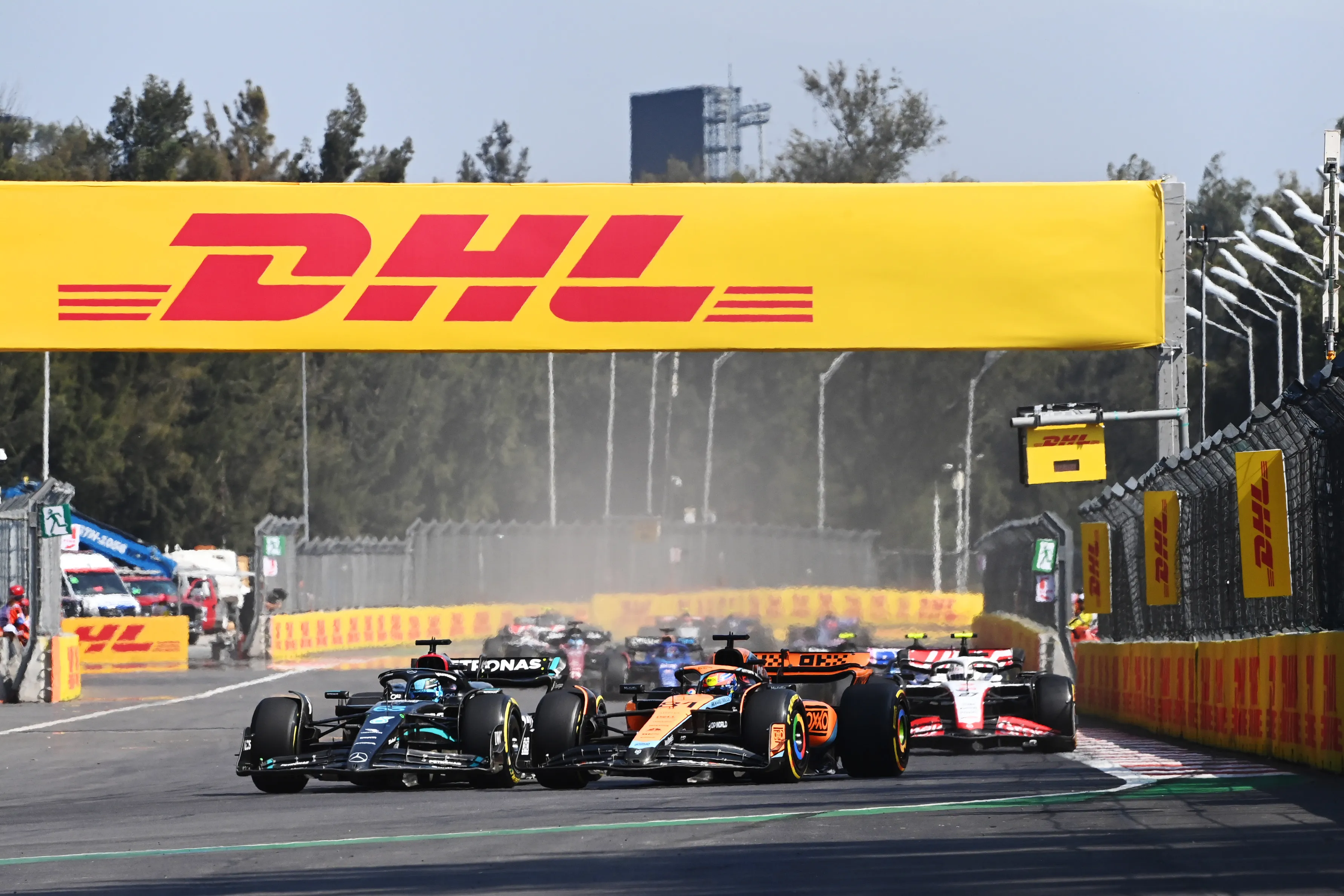 Boordradio's GP Mexico | Welbekende frustratie bij Tsunoda: 'Ik wil even niks horen!'