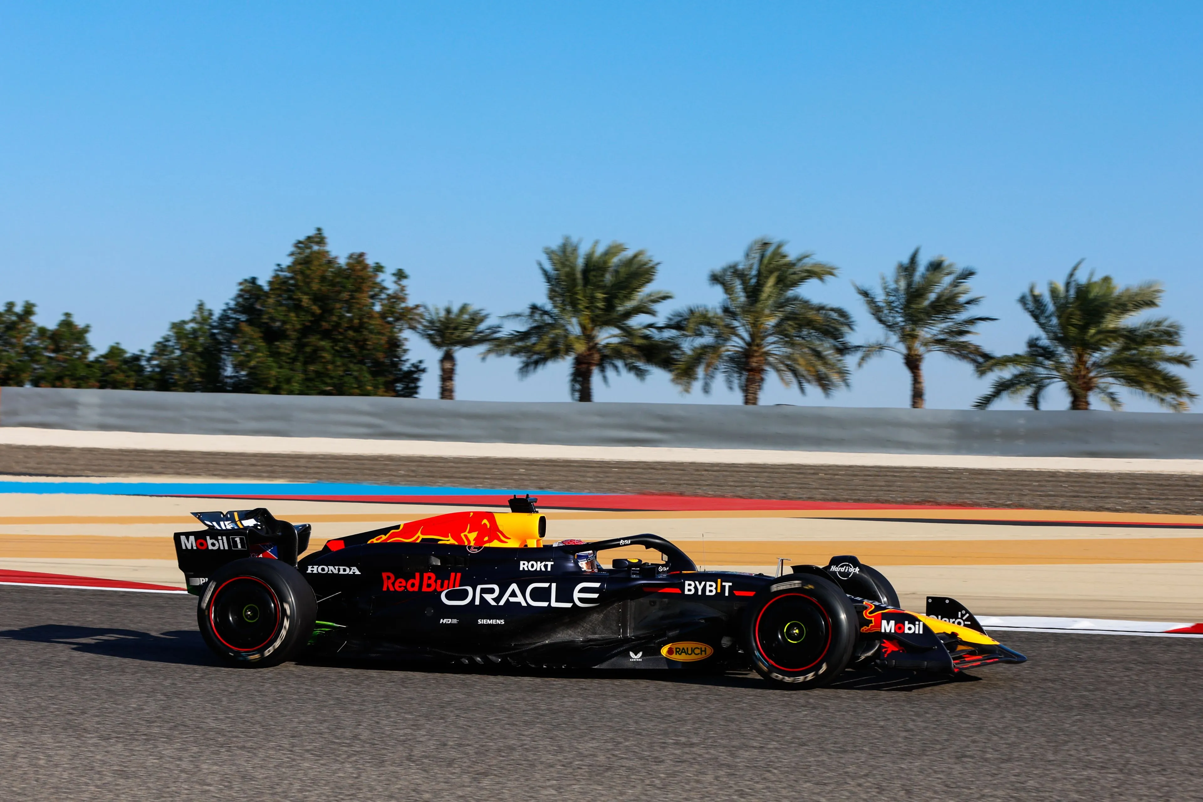 Verstappen prijst simulatorwerk Van Buren: 'Als ik naar de simulator ga, staat alles al goed'