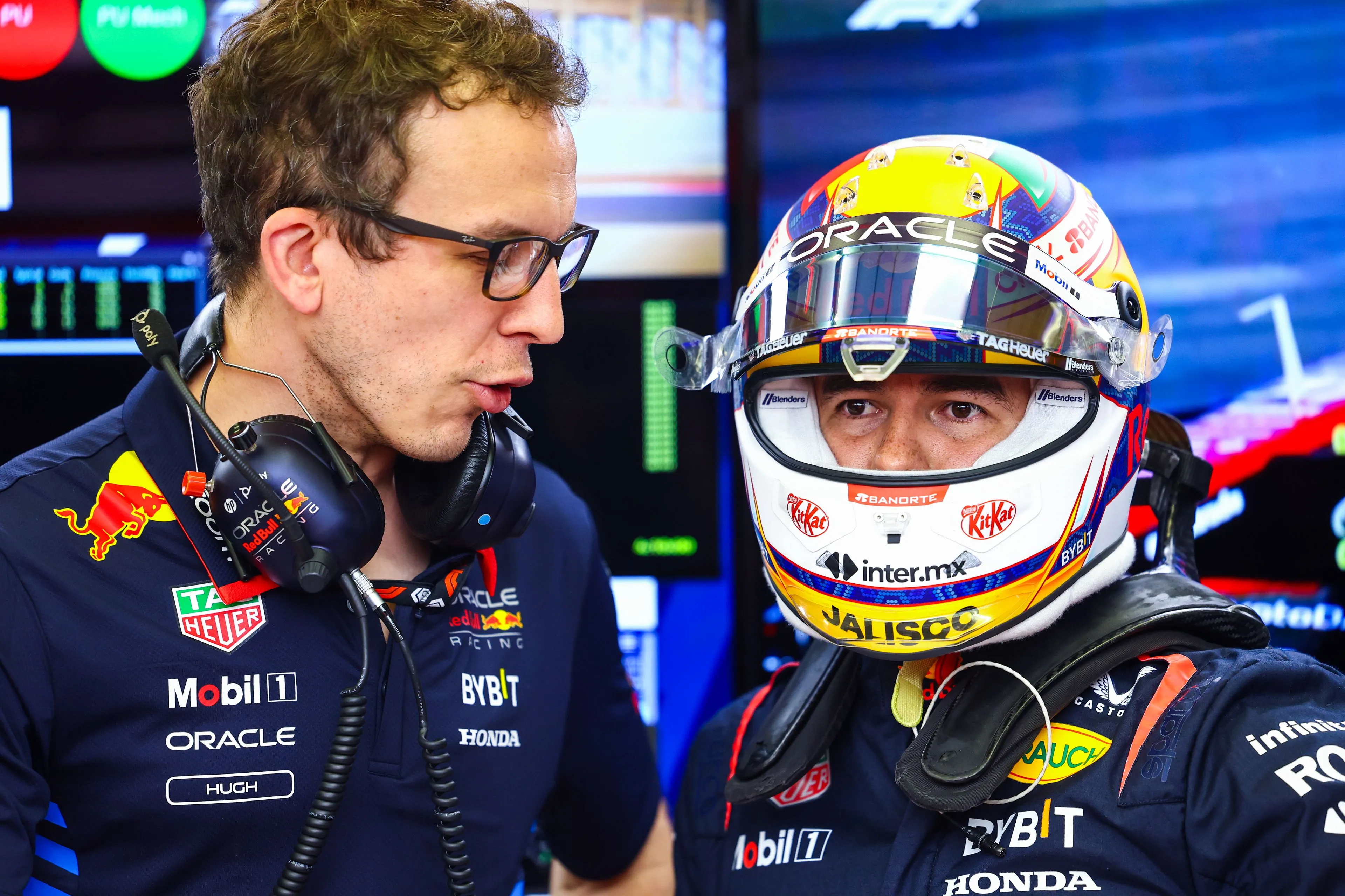 Pérez niet verrast na openingsdag in Bahrein: 'Daar kon ik alleen maar om lachen'