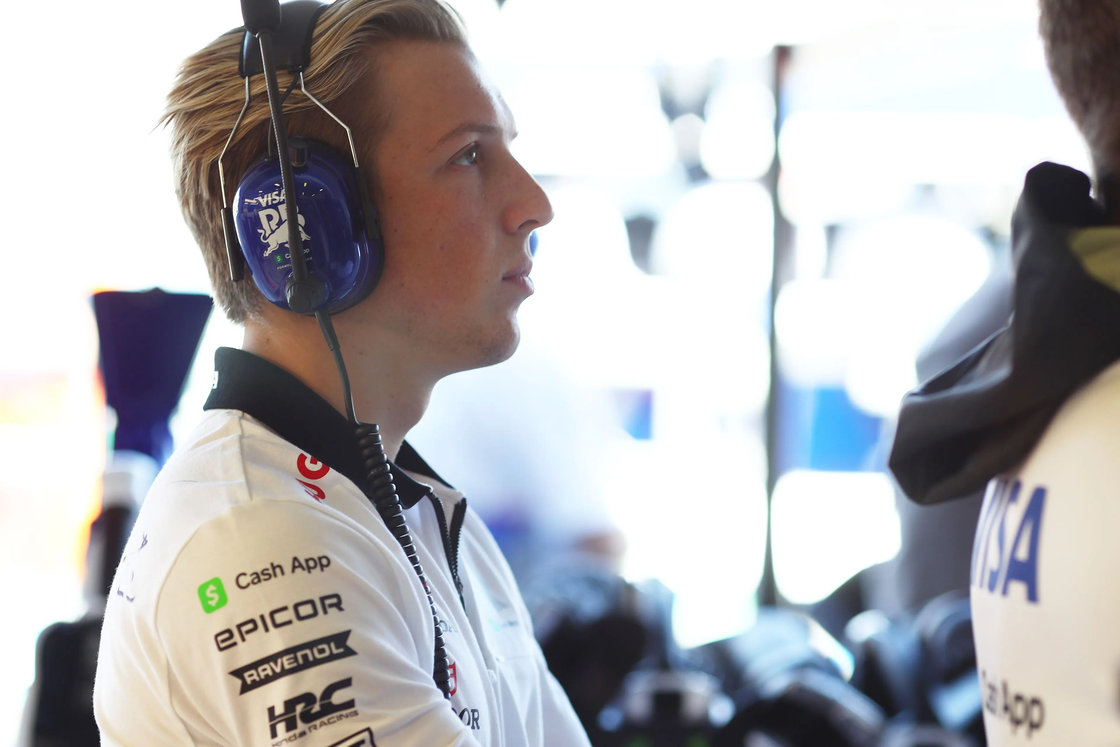 Lawson ligt op de loer voor Ricciardo's zitje: 'Het zijn helaas slechts roddels'