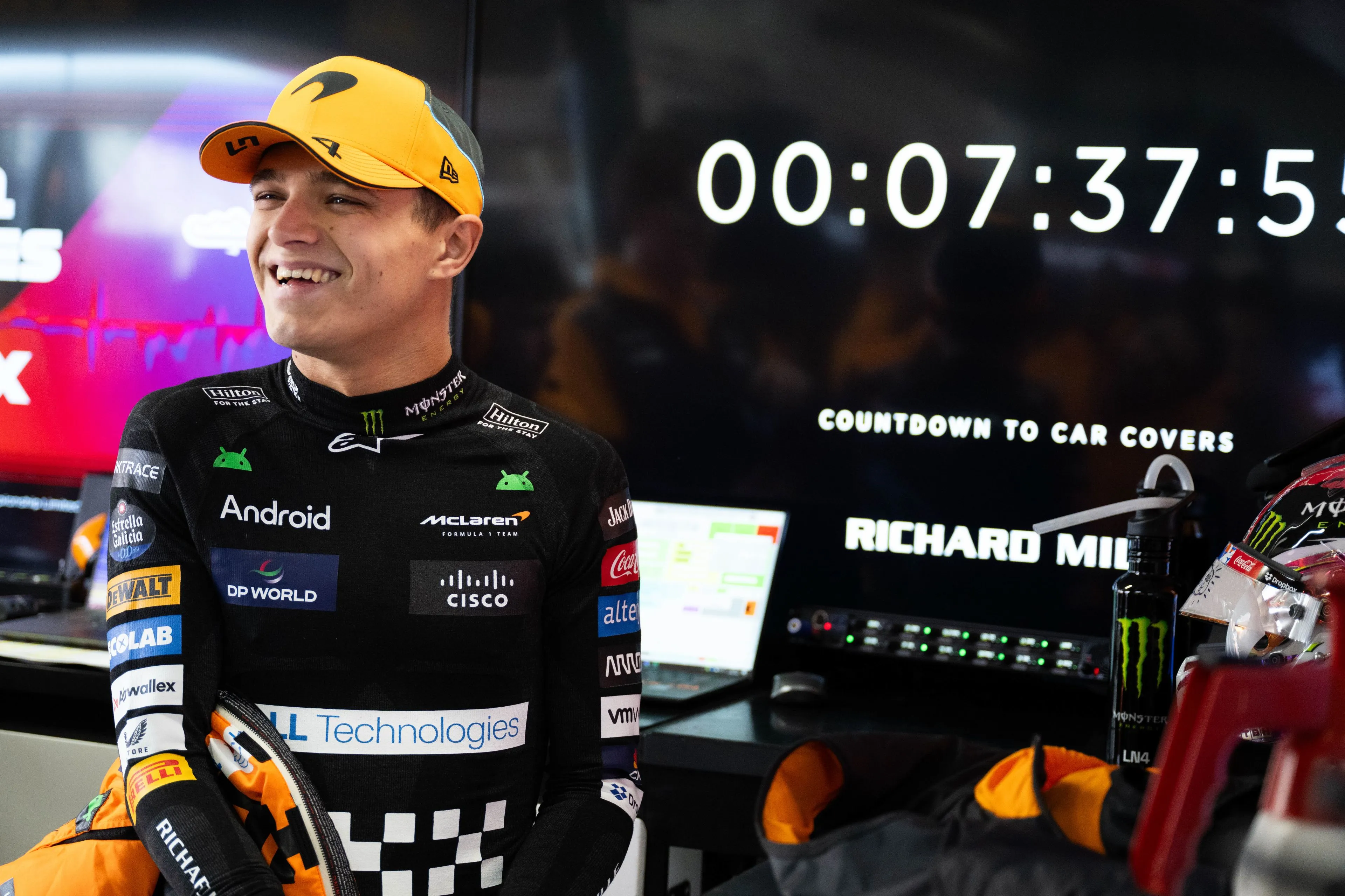 Norris kreeg een klein voordeeltje door het koude weer: 'Omstandigheden hebben ons zeker geholpen.'