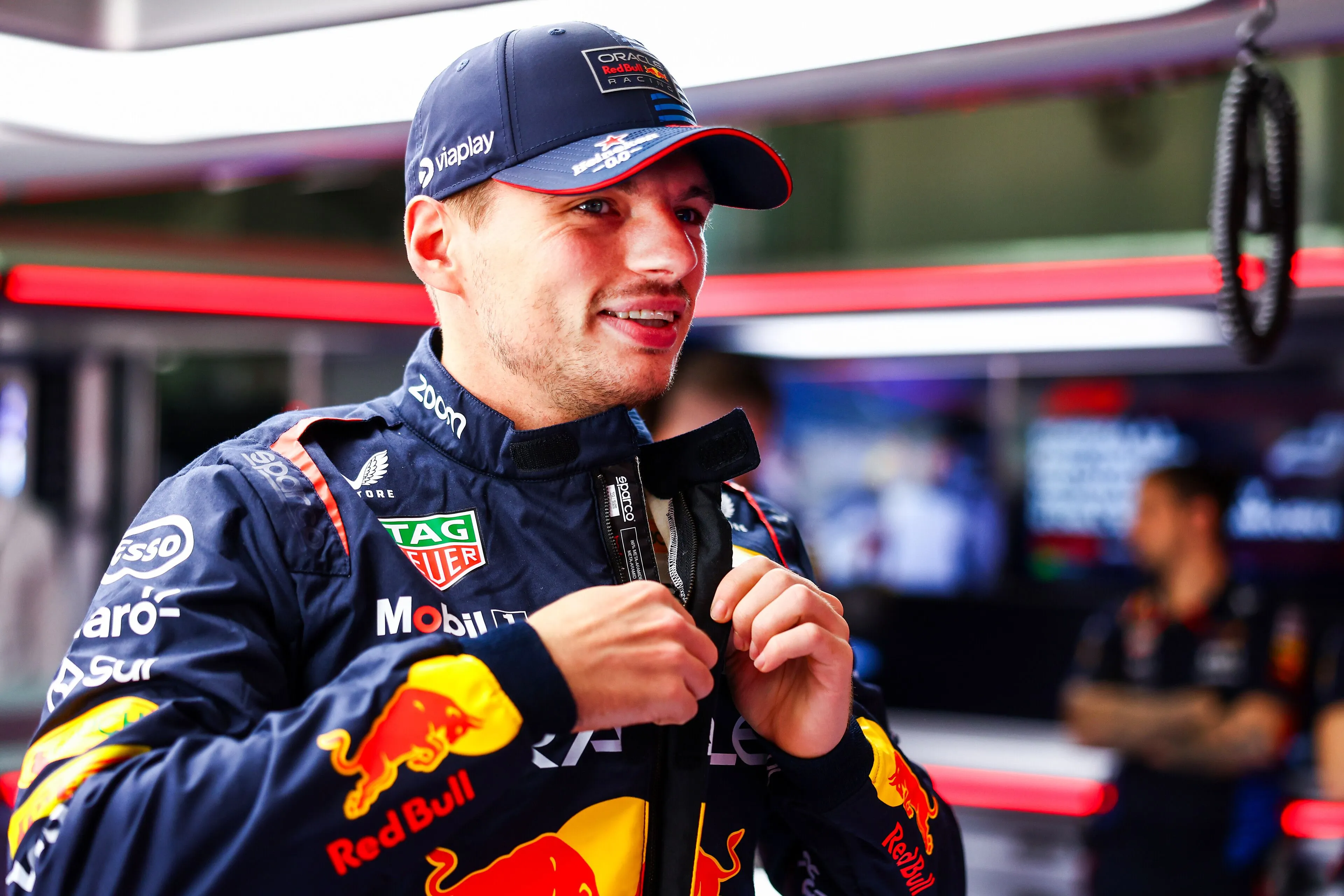 Piastri reageert gevat op verhaal van Verstappen: 'Heb je bij Ferrari getekend?'