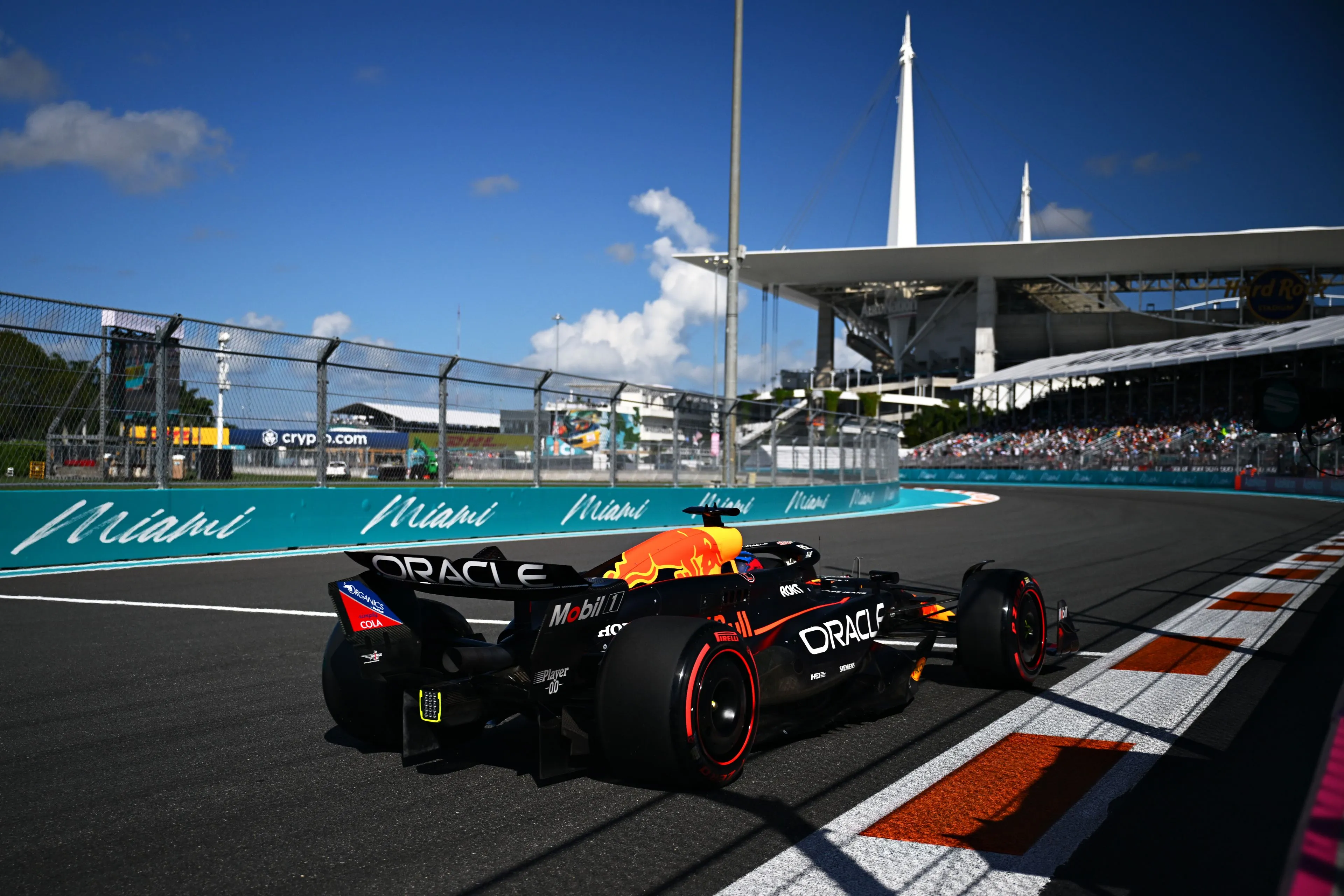 Liep Verstappen nu wel of geen vloerschade op in Miami? 'Het ging om best veel schade'