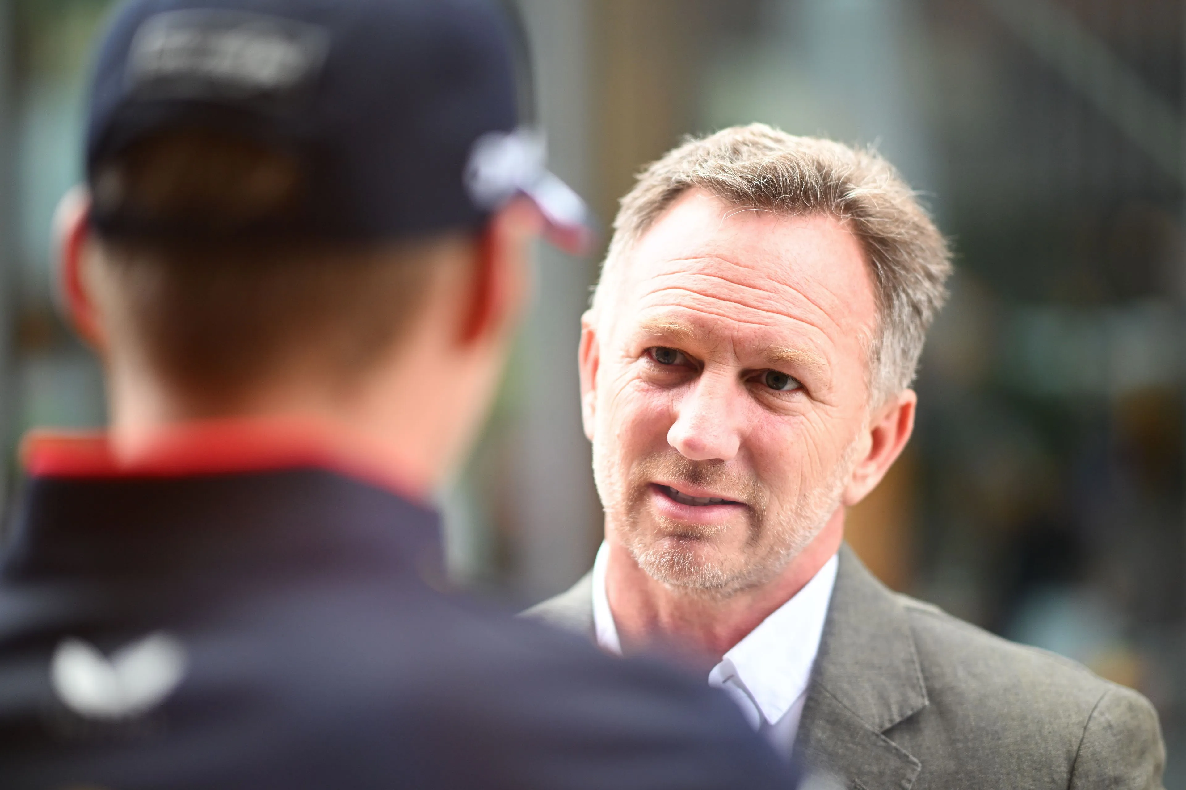 Red Bull bevindt zich op glad ijs: 'Ik zie alleen maar paniek-acties'