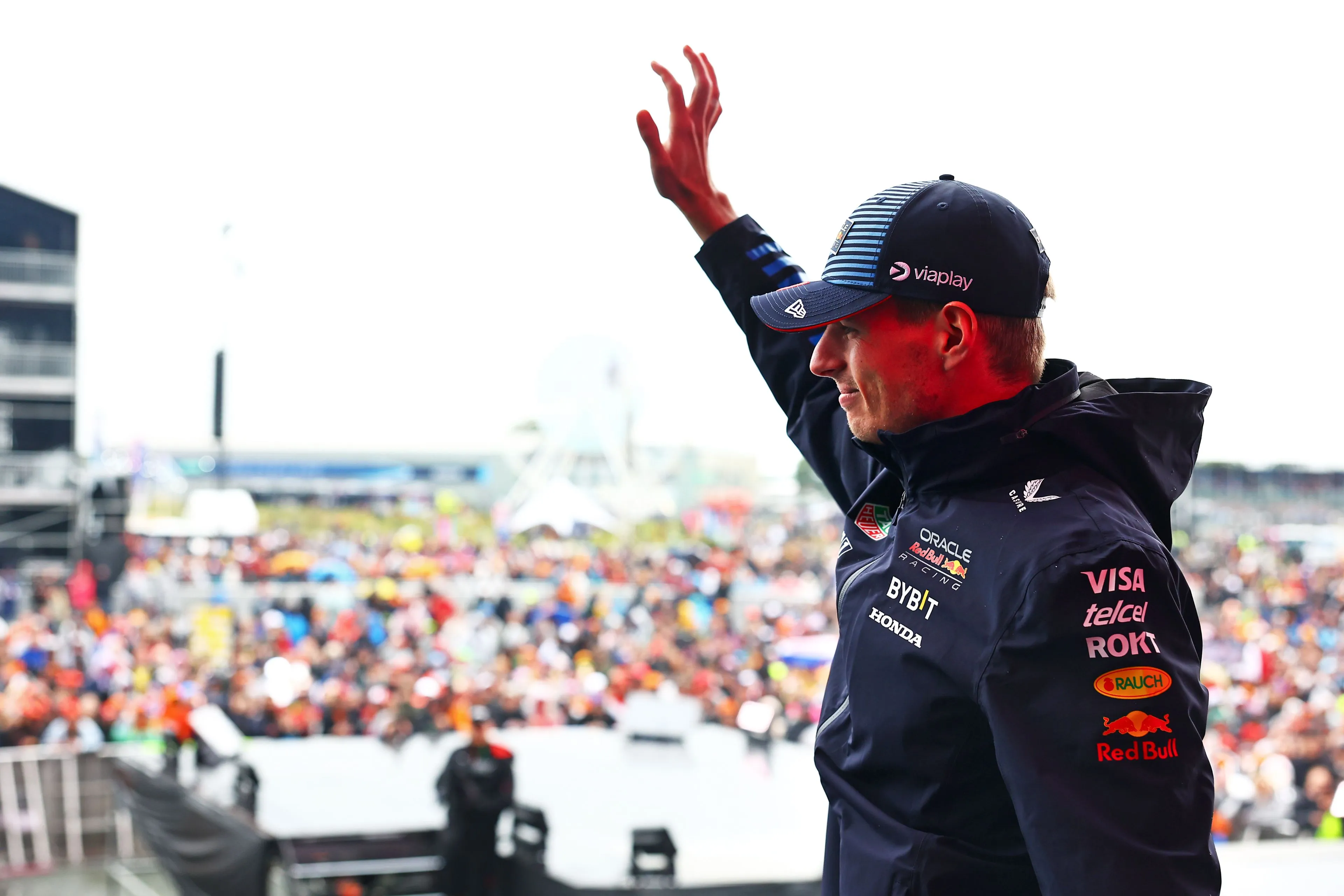 Ondertussen in F1 | Verstappen laat zien veel kennis over katten te bezitten