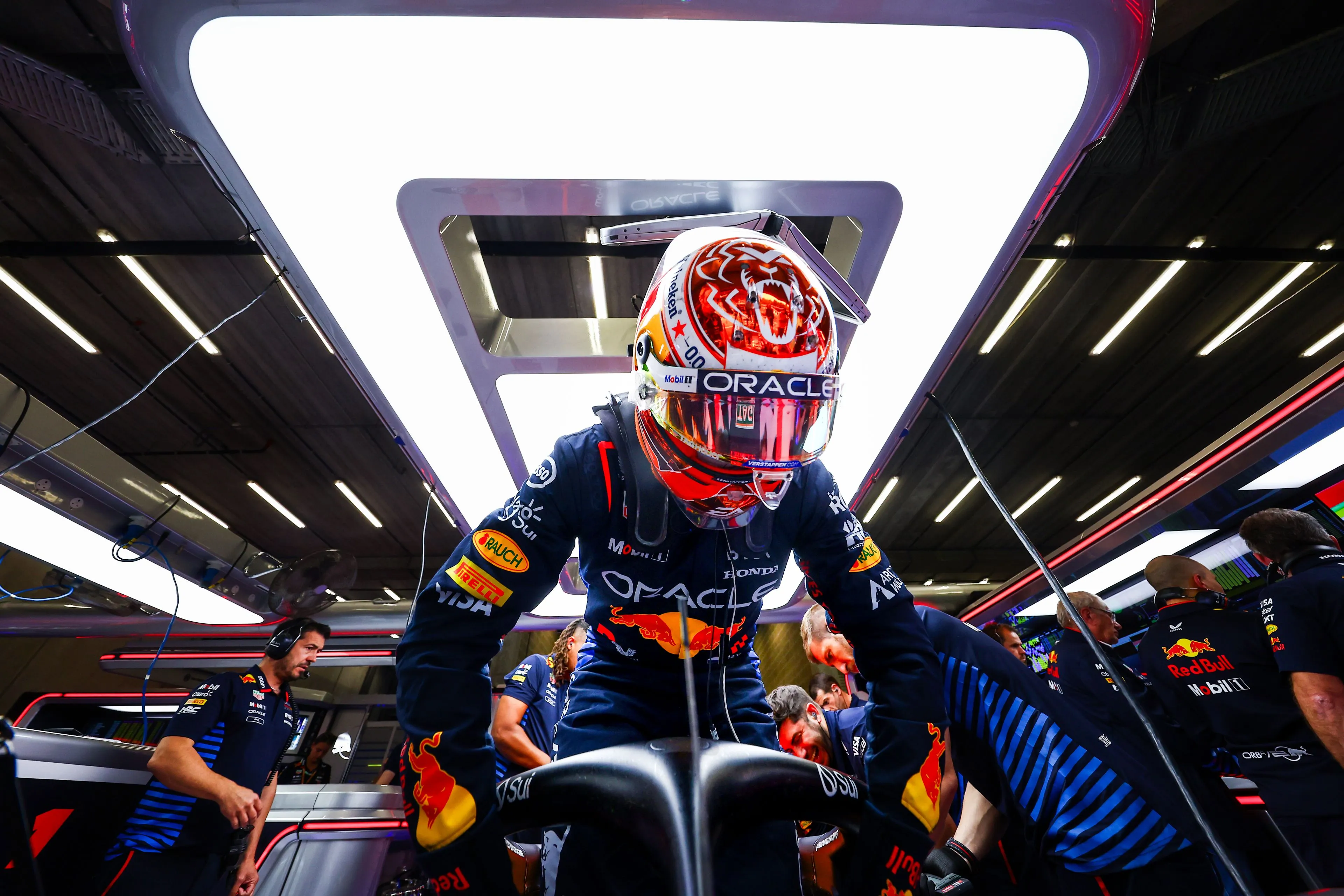 Plooij schiet uit zijn slof na kritiek op Verstappen: 'Goeiedag man, wat denk je dat je dan hoort?'