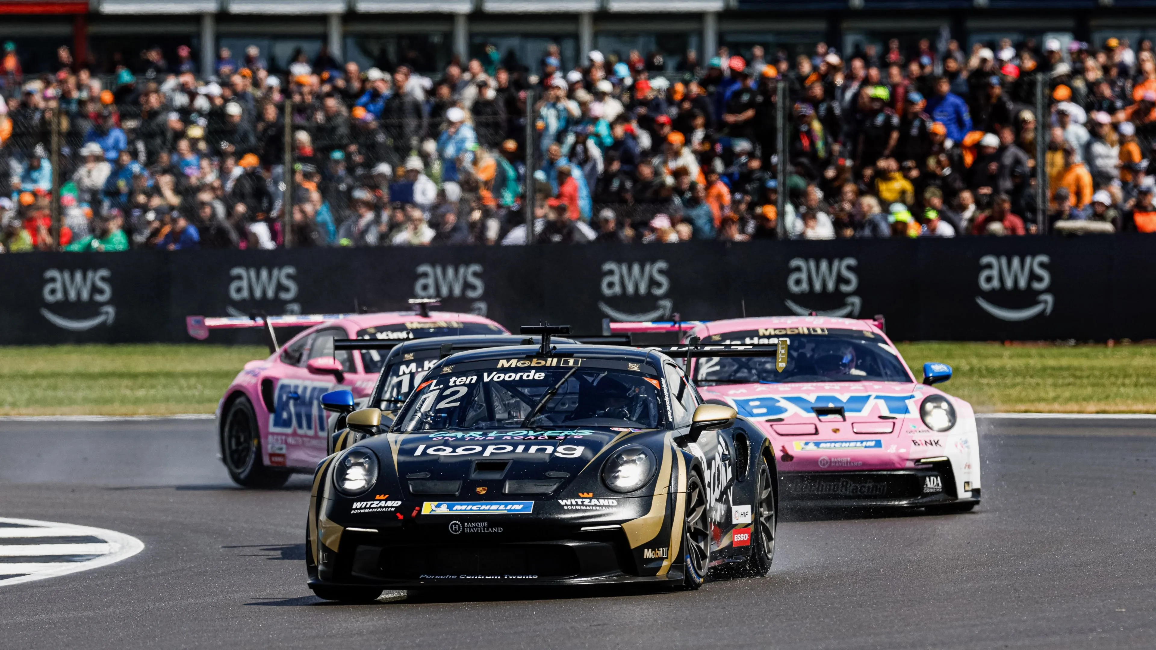 Porsche Supercup GP Silverstone | Ten Voorde is niet te stoppen, Haverkort aan kop in het rookie-klassement