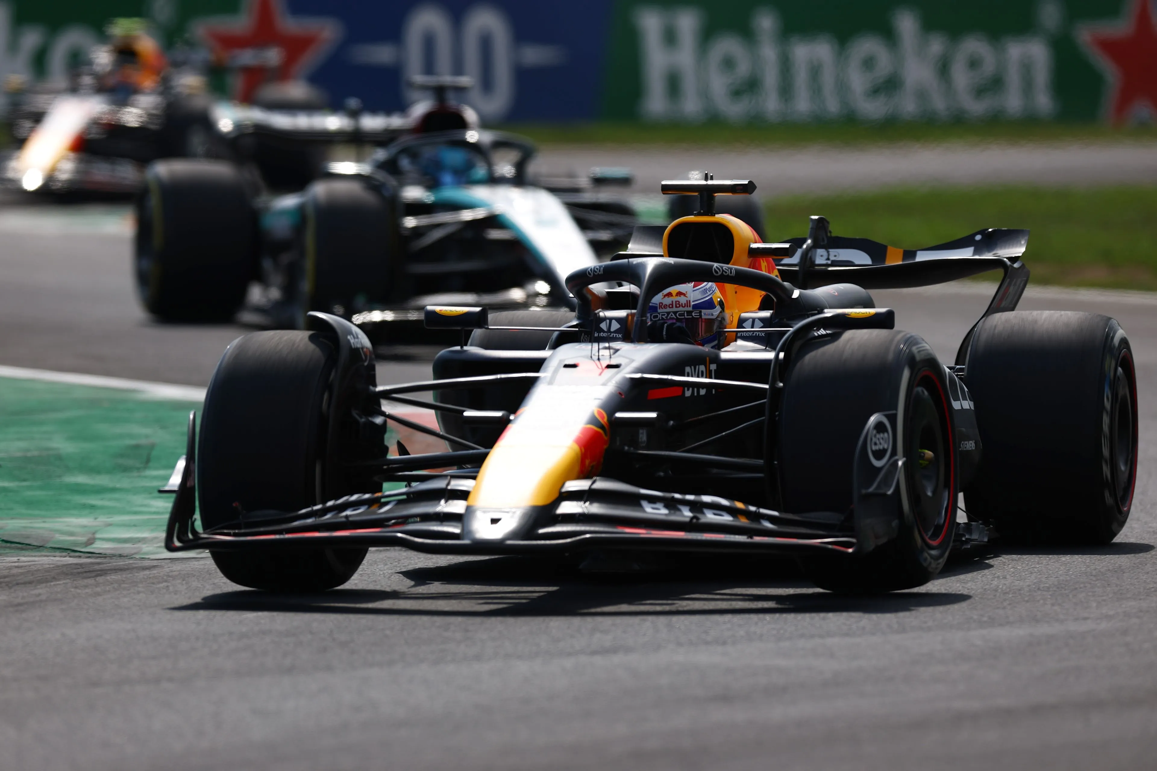 Boordradio's GP Italië | Sainz voorspelde McLarens nederlaag al: 'Zo houden ze dit niet vol'