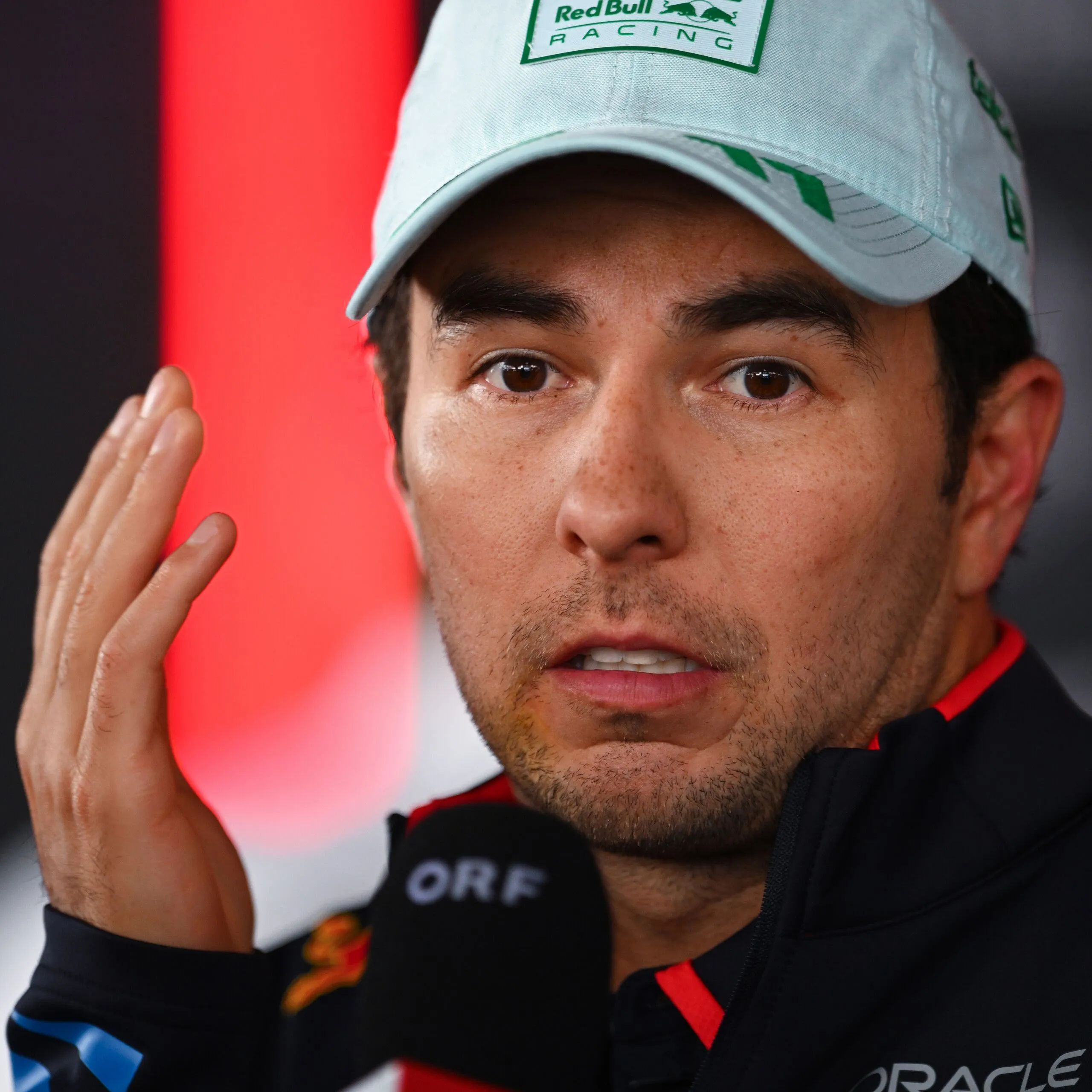 Horner sorteert voor op vertrek Pérez: 'Er komt een tijd dat je niet meer kan doen dan dat'