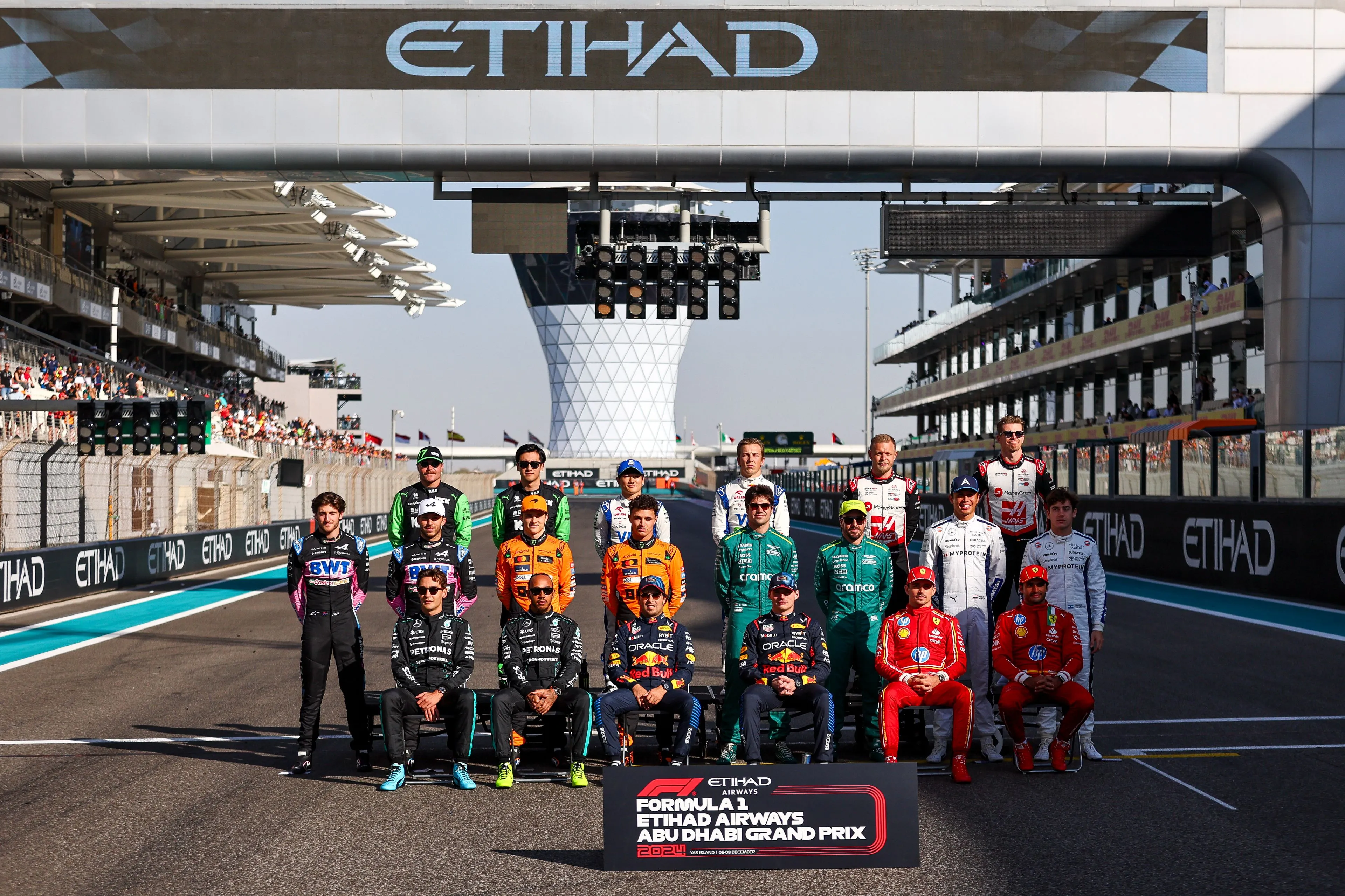 Analisten oneens met nieuwe regels FIA: 'Sport zonder emotie is geen sport'