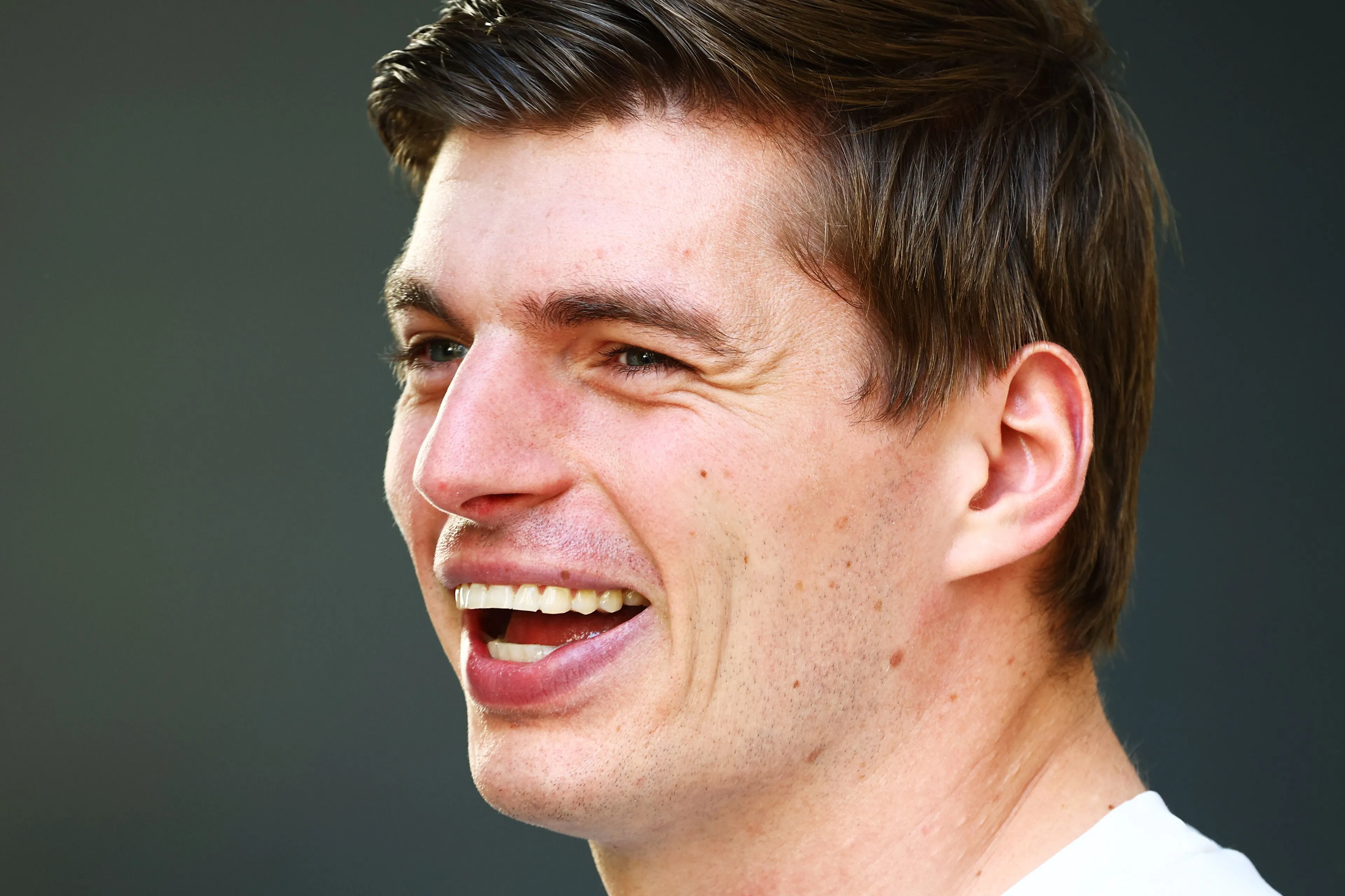 Verstappen weerlegt kritiek van Russell: 'Ik heb het kampioenschap al gewonnen'