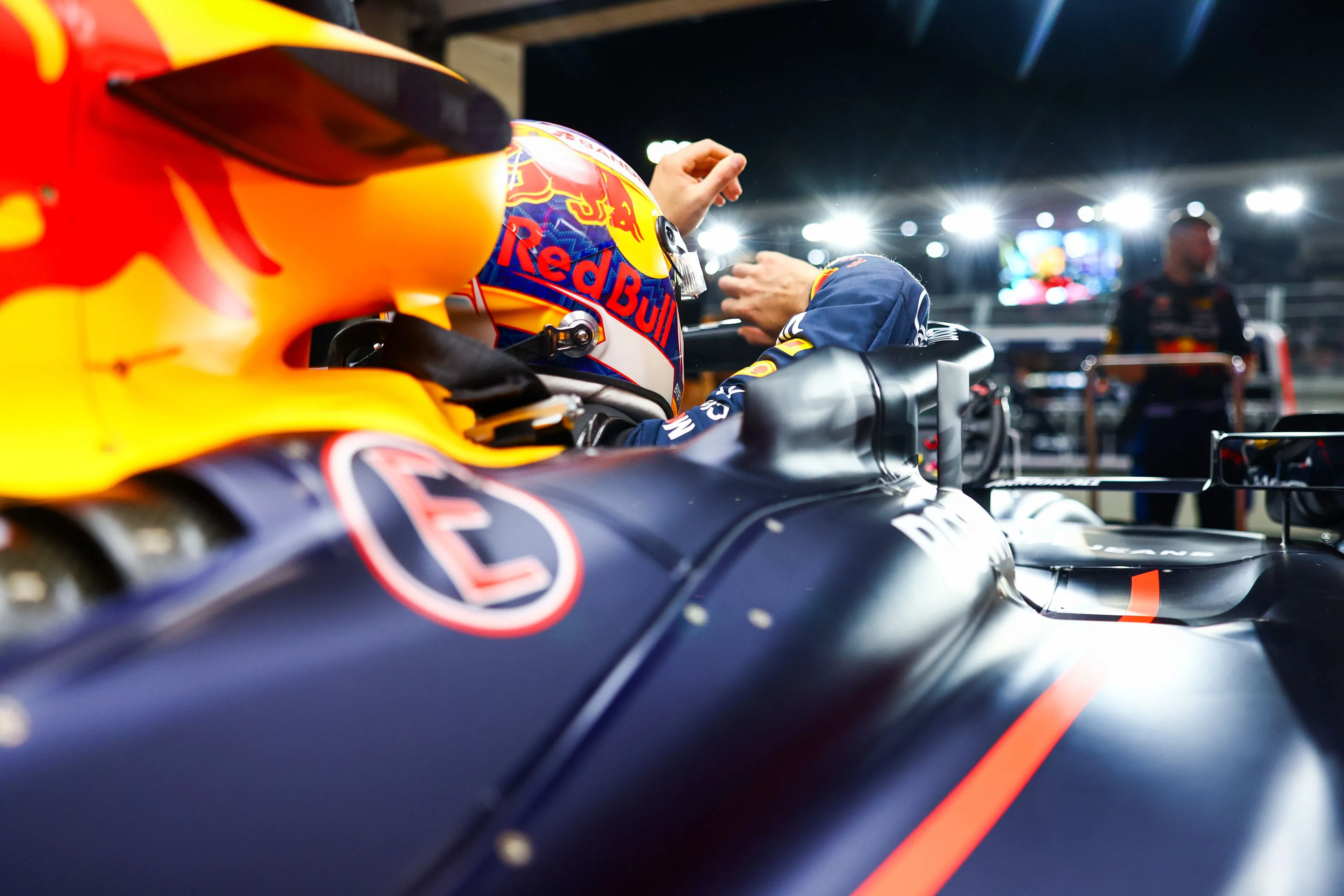 sergio perez red bull racing rb20 qatar 12