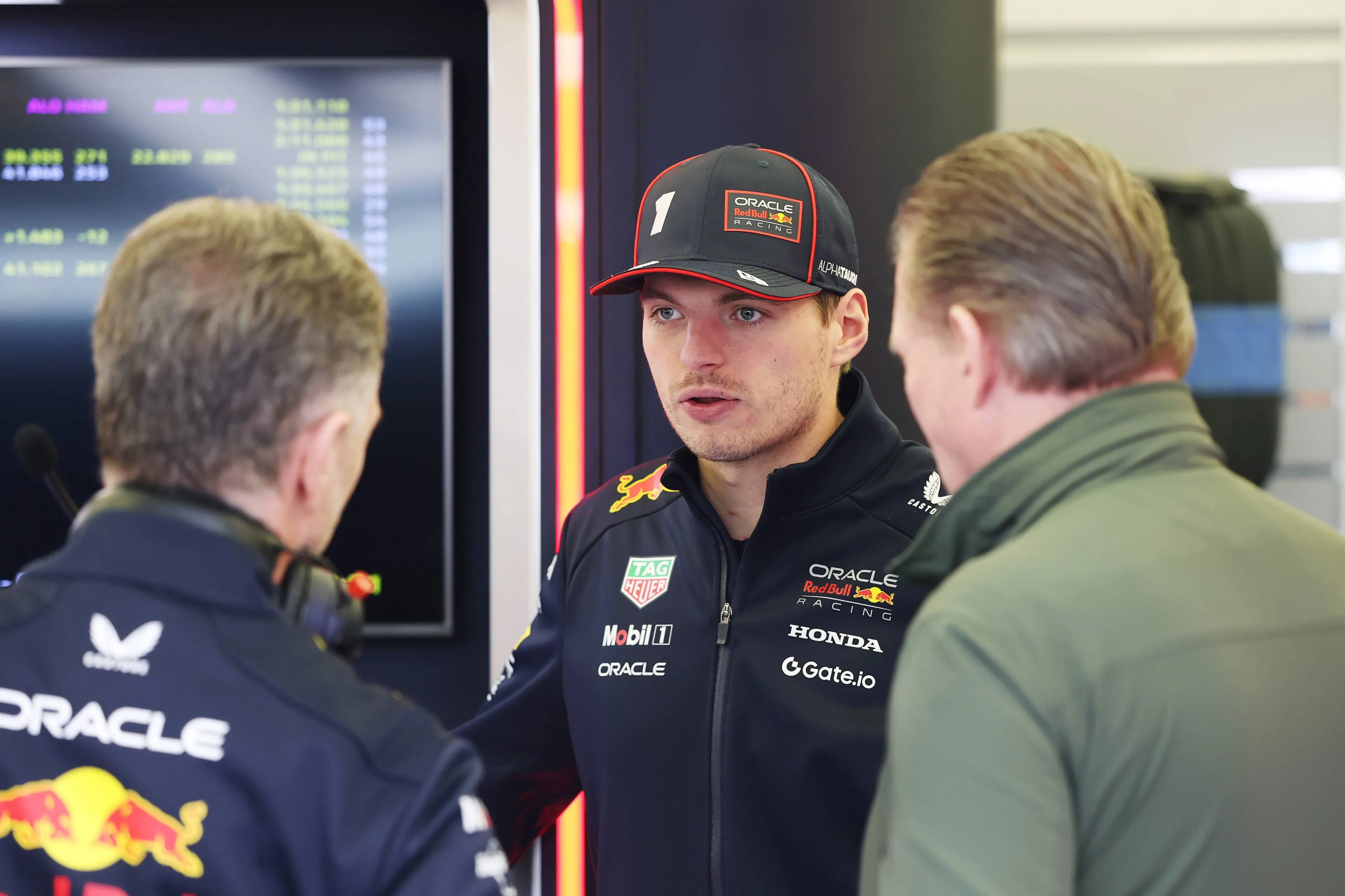 Van der Zande stond naast Jos Verstappen tijdens aankondiging Tsunoda: 'Hij keek van: dit meen je niet'