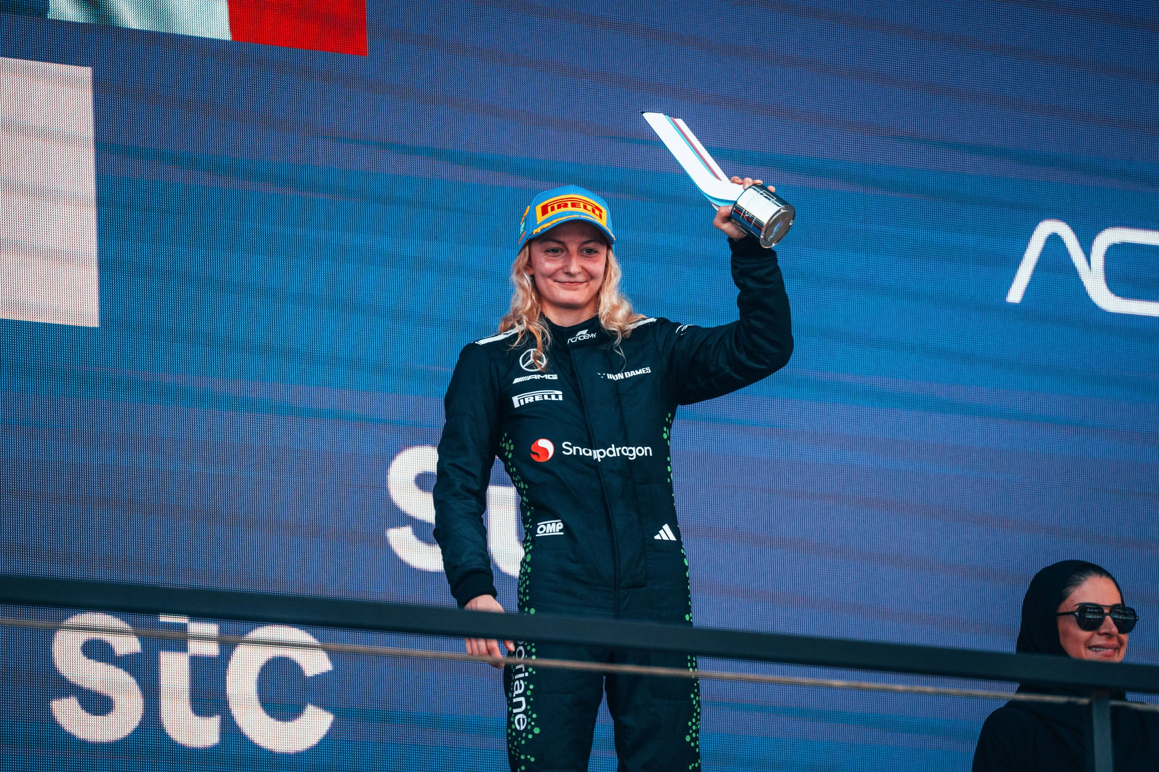 doriane pin f1 academy 933