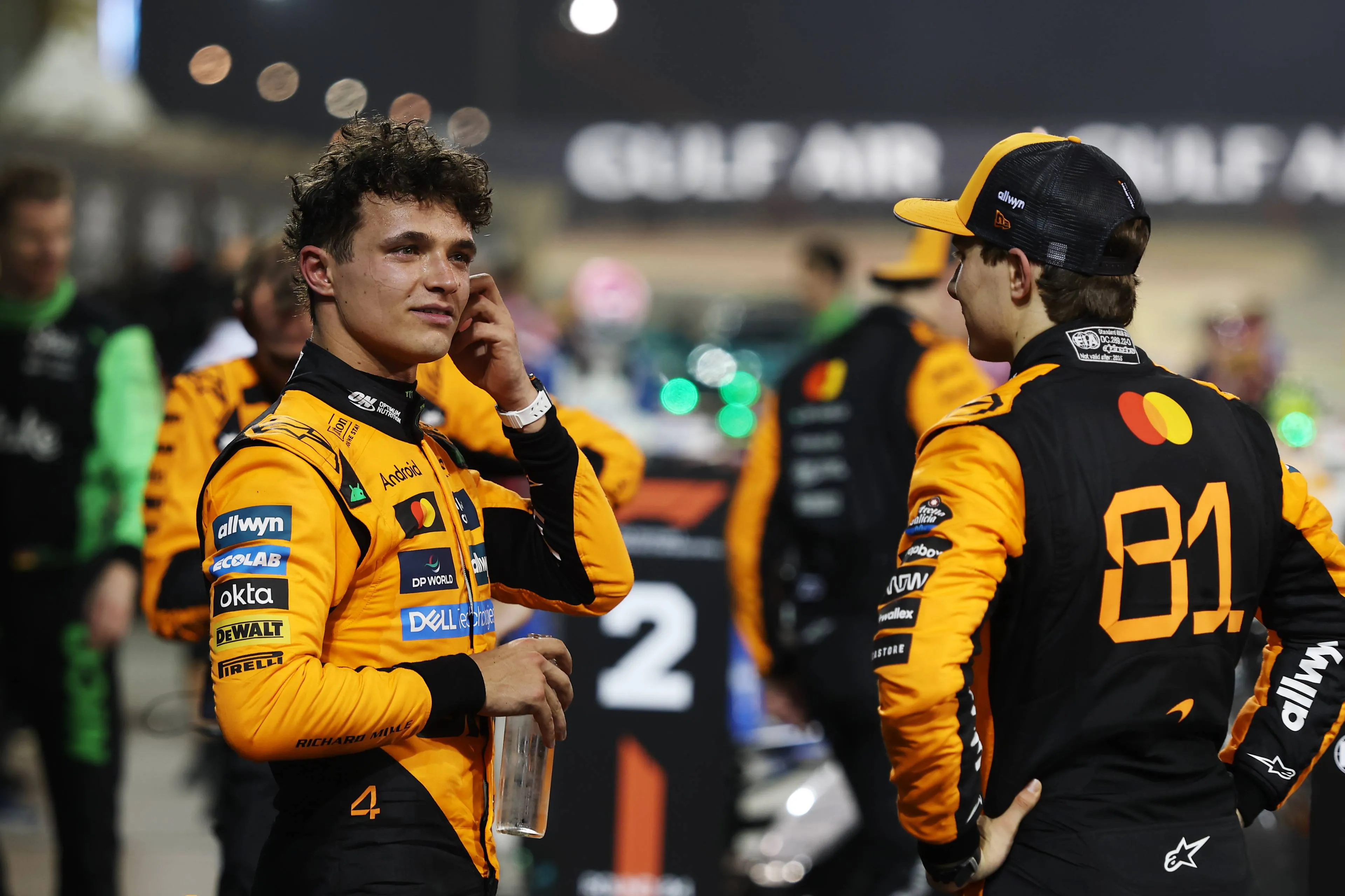 Sky Sports zag Piastri reageren op Norris' Verstappen-uitspraken: 'Kon je zien op zijn gezicht'