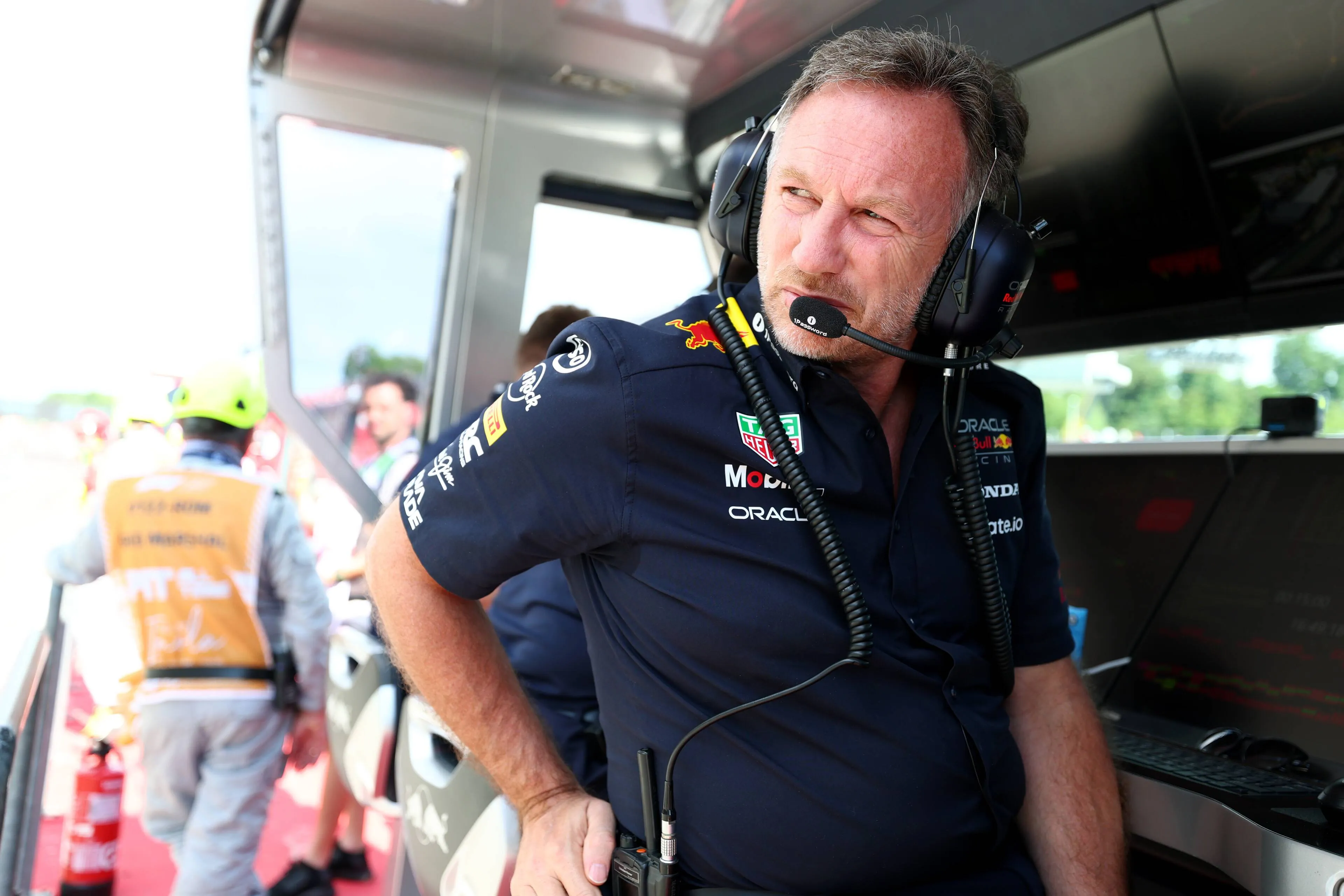 Horner denkt dat overwinning Verstappen slechts het begin is: 'We krijgen meer momentum'