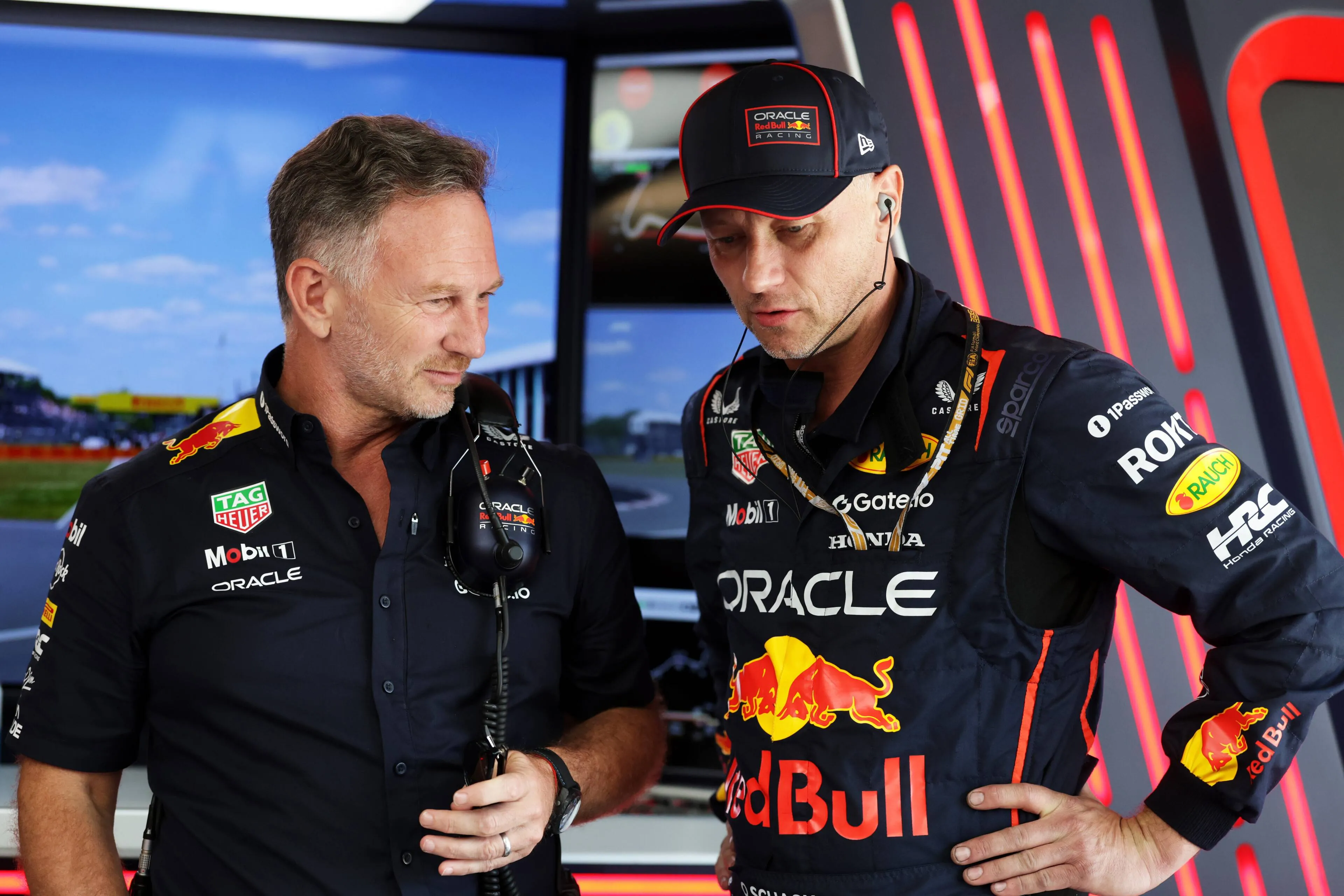 Schmidt verrast met optie voor Horner: 'Je mag niet vergeten dat hij grootverdiener was'