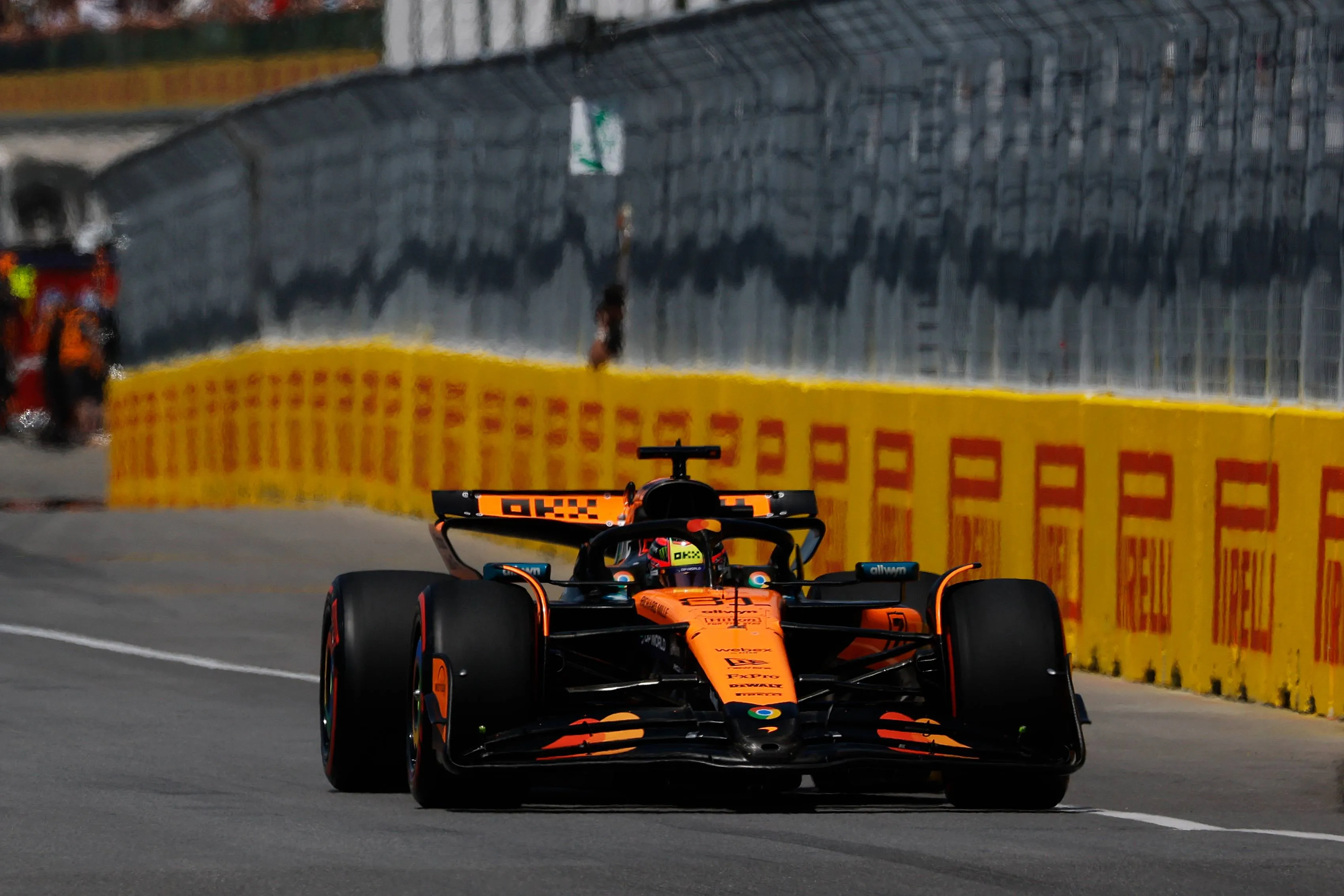 Mol gaat een stap verder: 'We zien nu pas wat die flexi-wings doen voor McLaren'