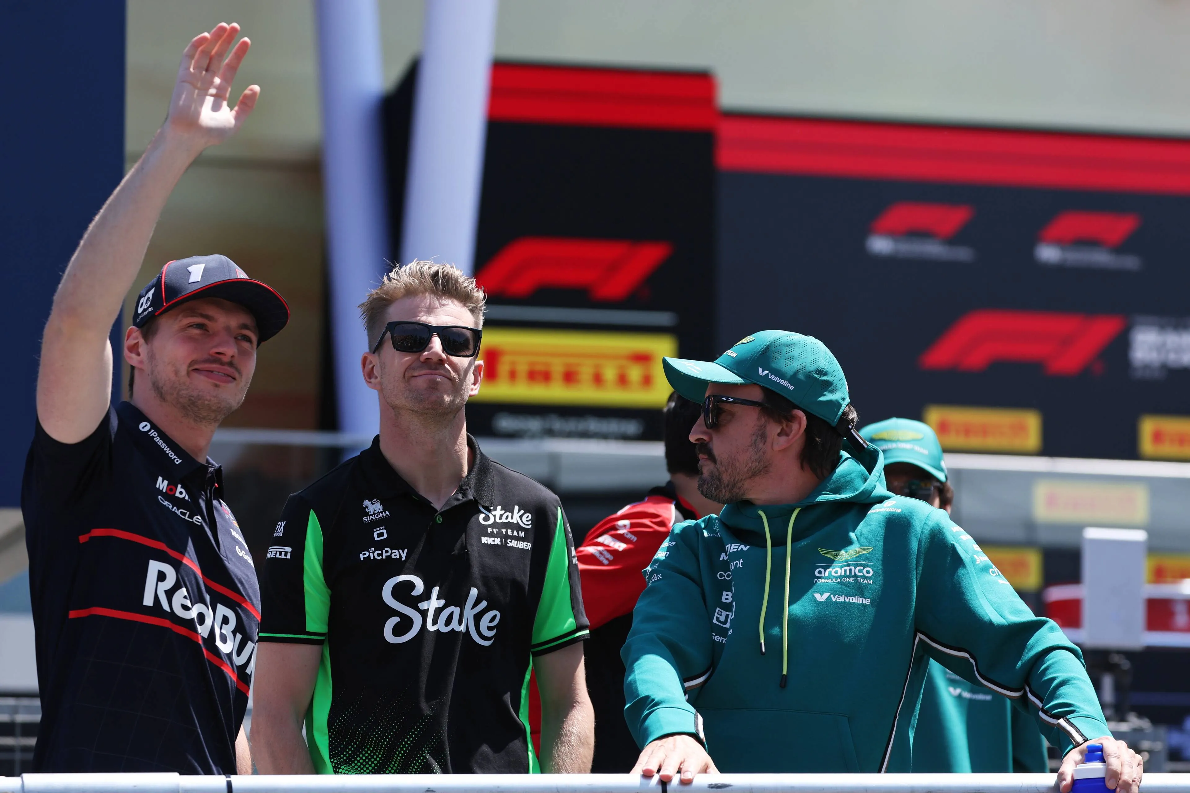 Mol vestigt aandacht op slimmigheid van Verstappen: 'Hij geeft het cadeautje terug'