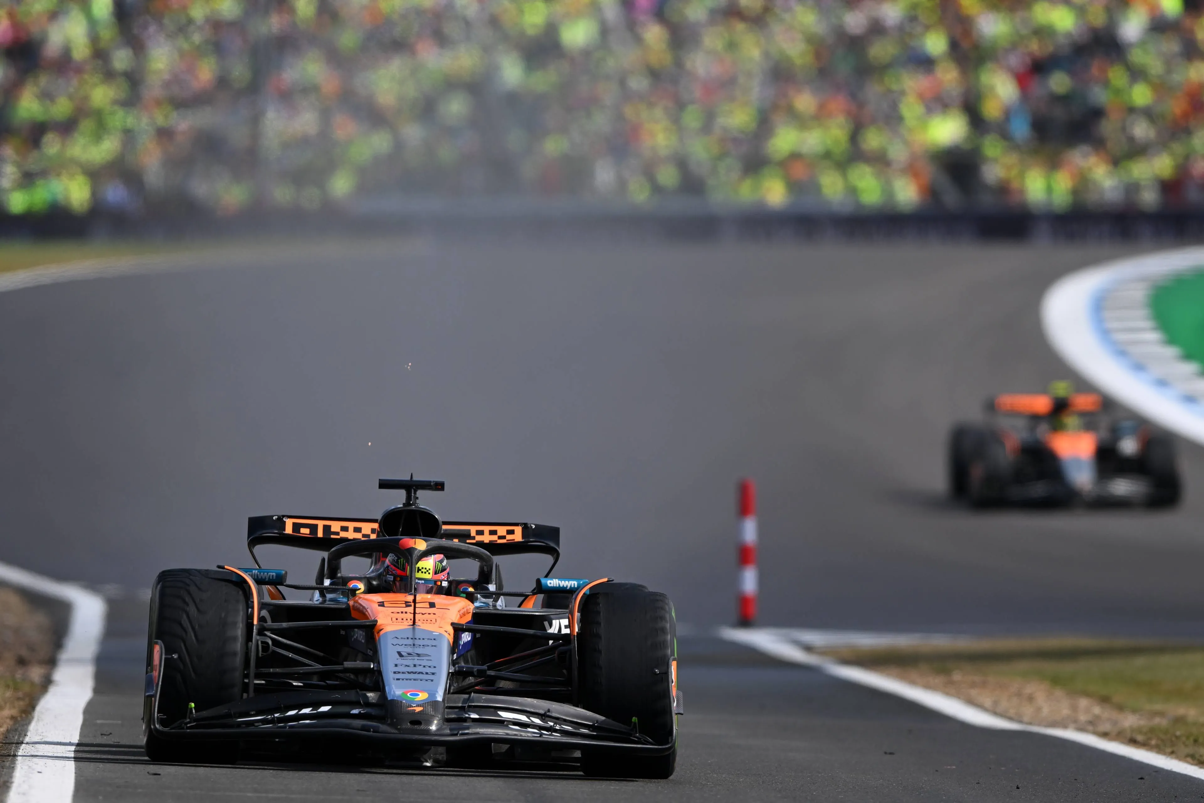 Brundle laat zich uit over veelbesproken boordradio Piastri: 'Dat was schaamteloos'