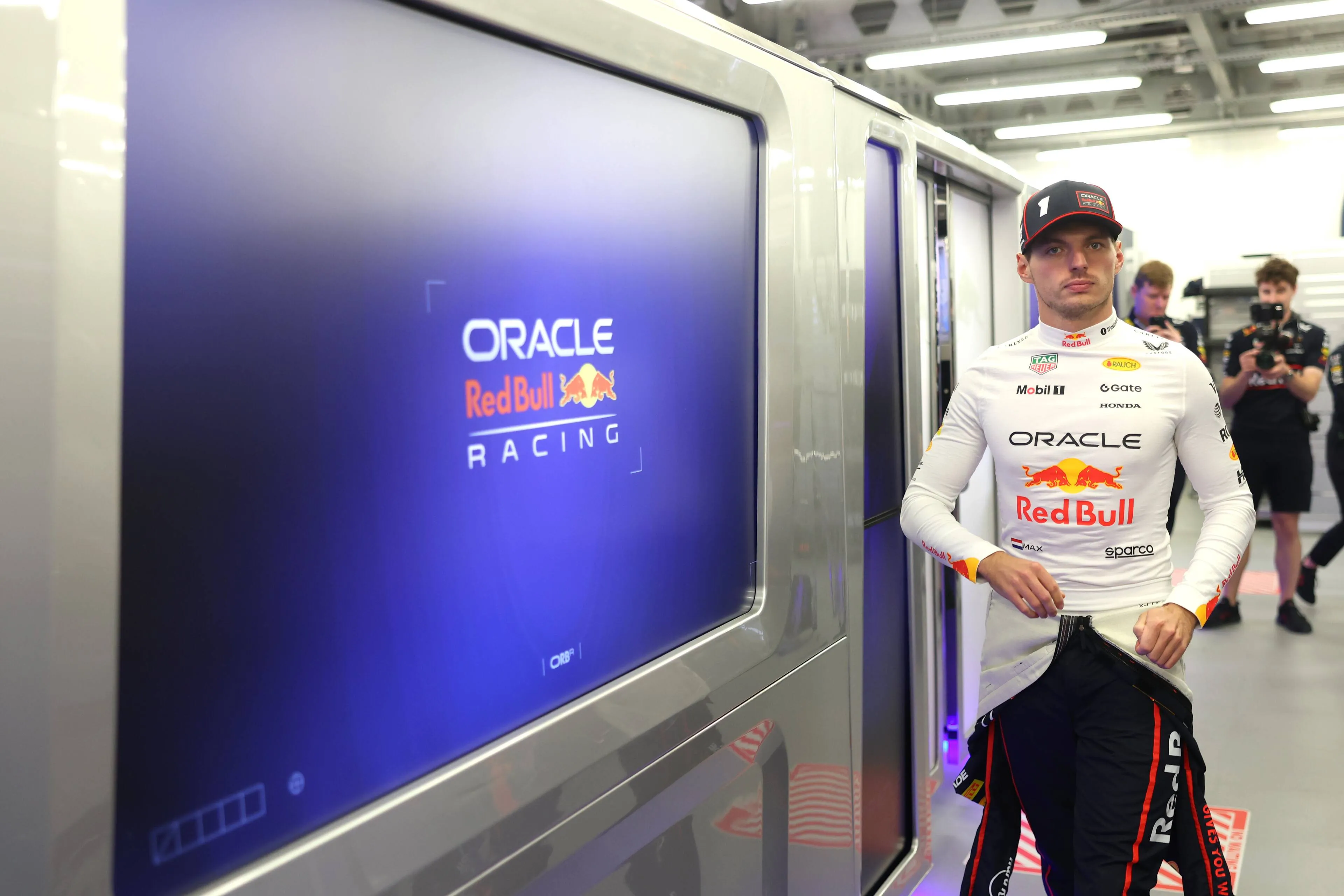 Verstappen blikt vooruit op de Grand Prix van Singapore: 'Hopelijk zijn we dit jaar competitiever'