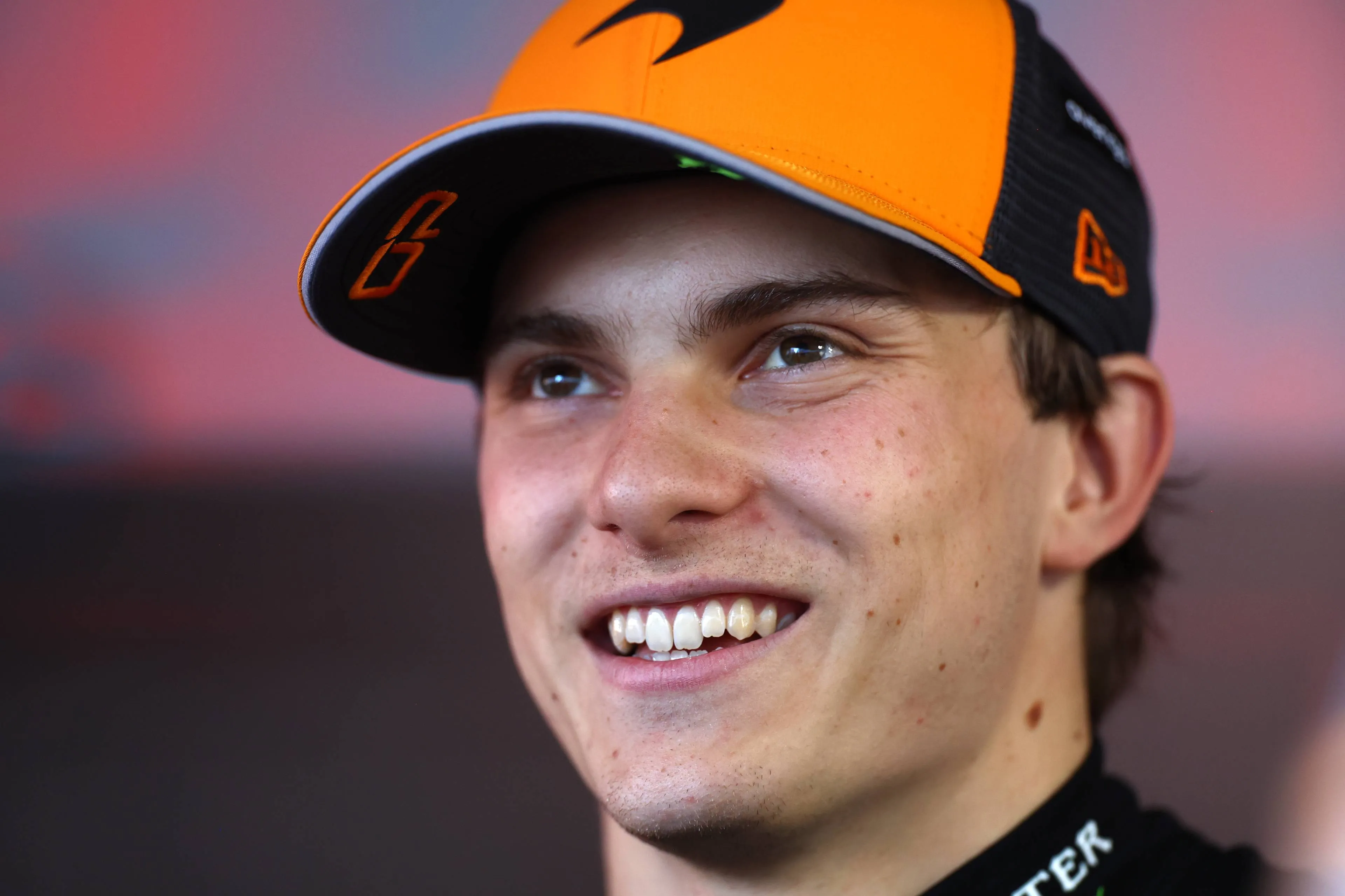 Piastri gaat wissel aankaarten bij McLaren: 'Het is iets wat we zeker zullen bespreken'