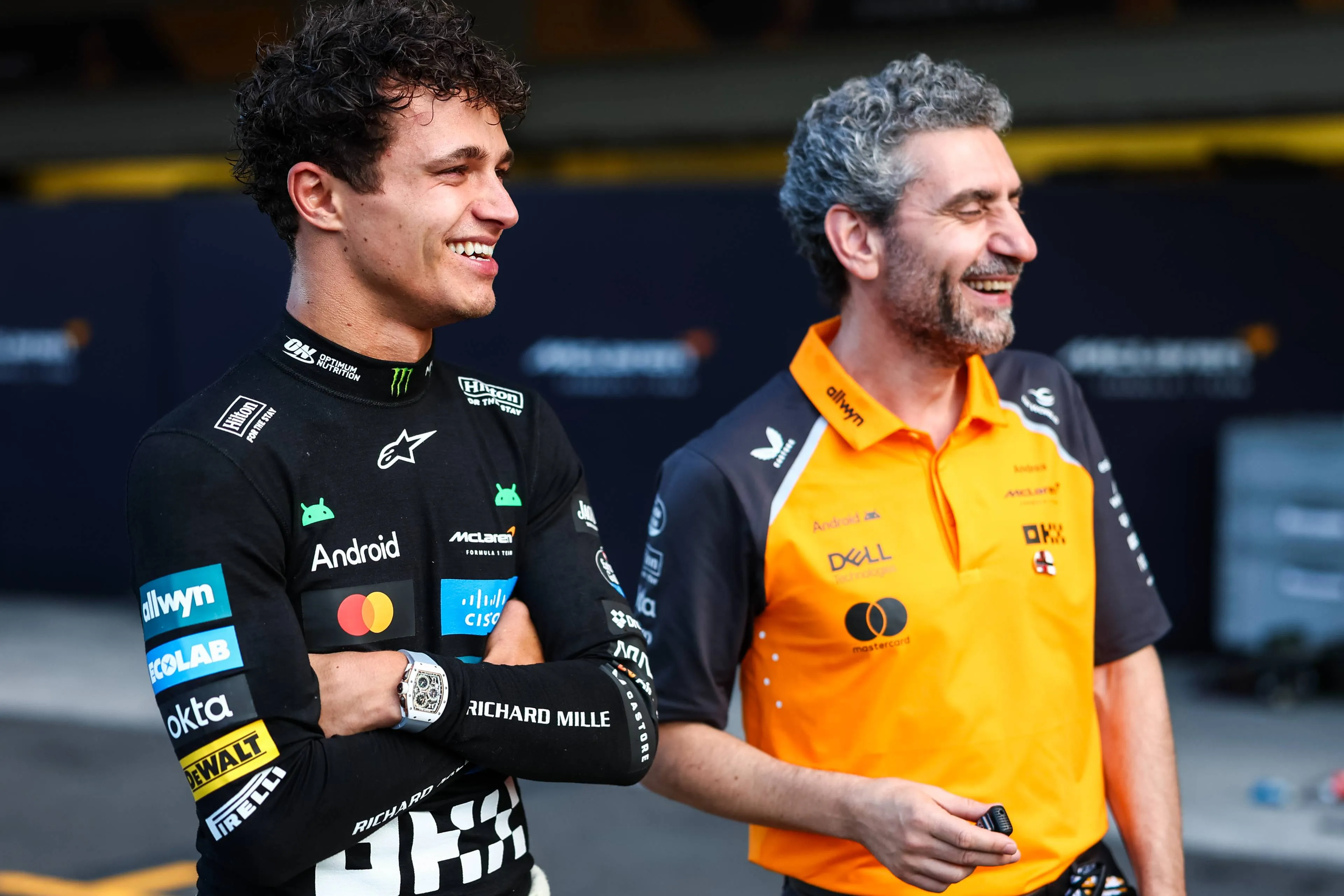 Stella beantwoordt vraag over 'woordenwisseling' Verstappen-Norris: 'Zo wil hij niet winnen'