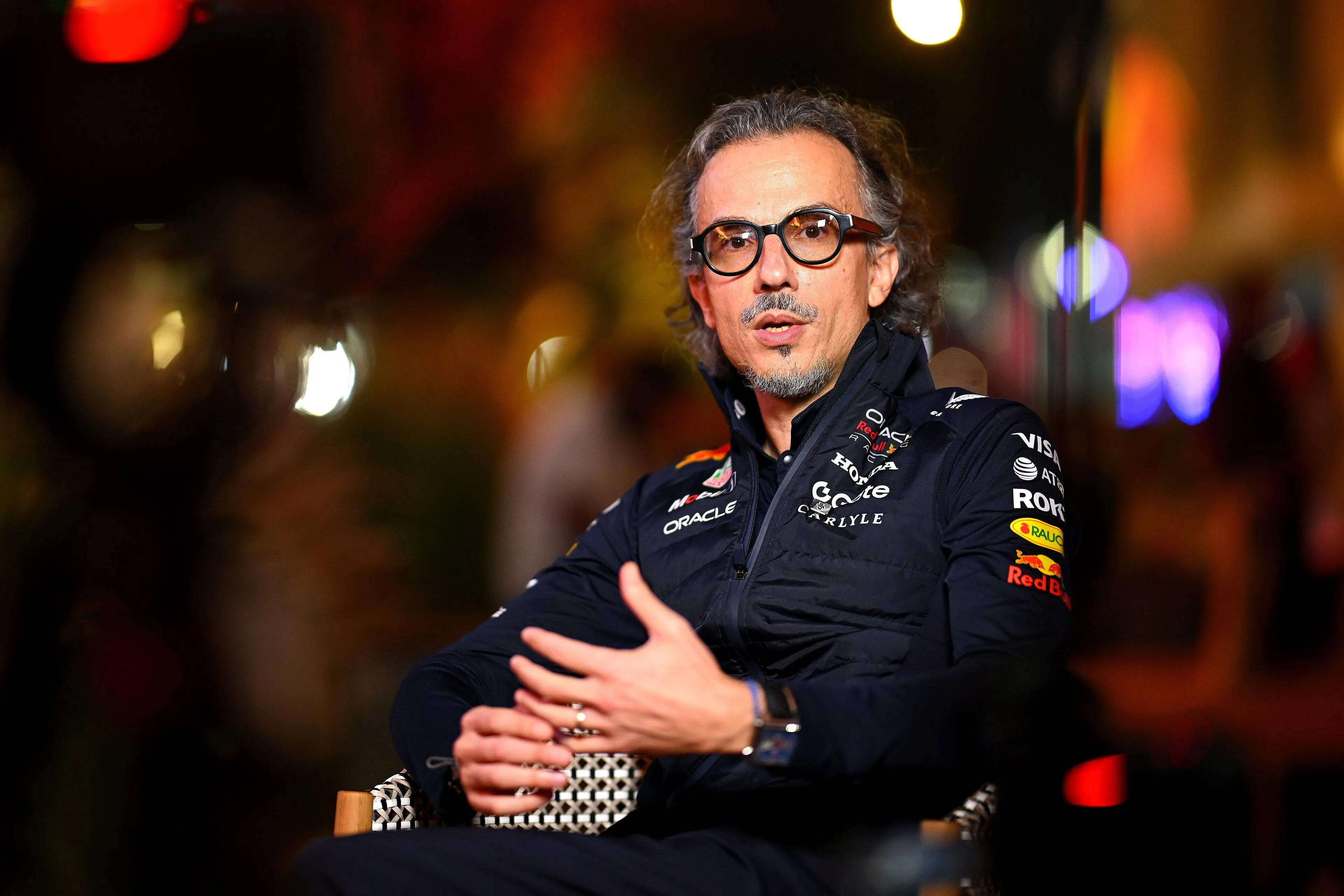 Mekies haast met plaatsvervangende schaamte voor McLaren: 'We hadden het vooraf al besloten'