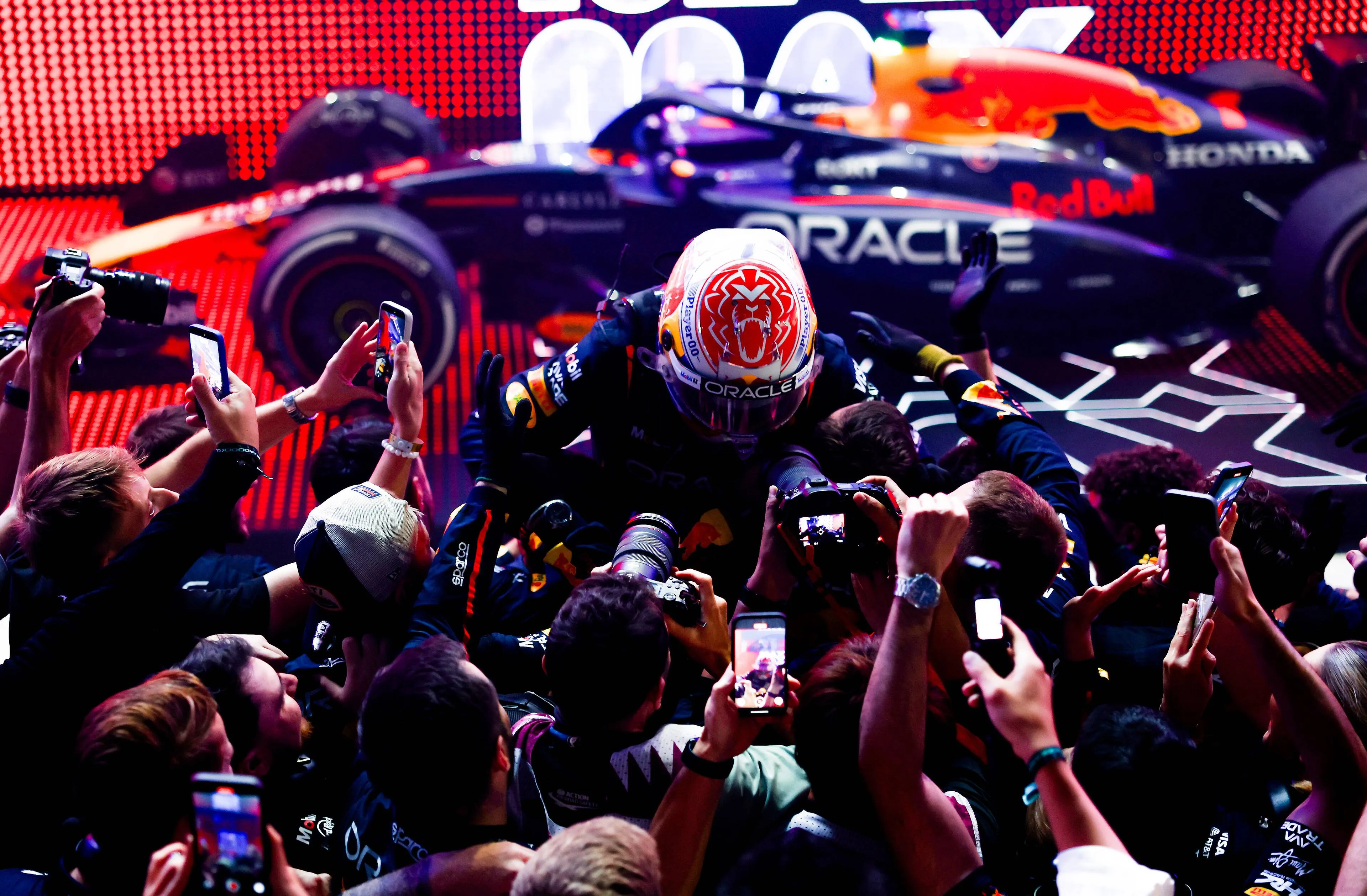 max-verstappen-red-bull-racing-gp-qatar-2025-zondag-16