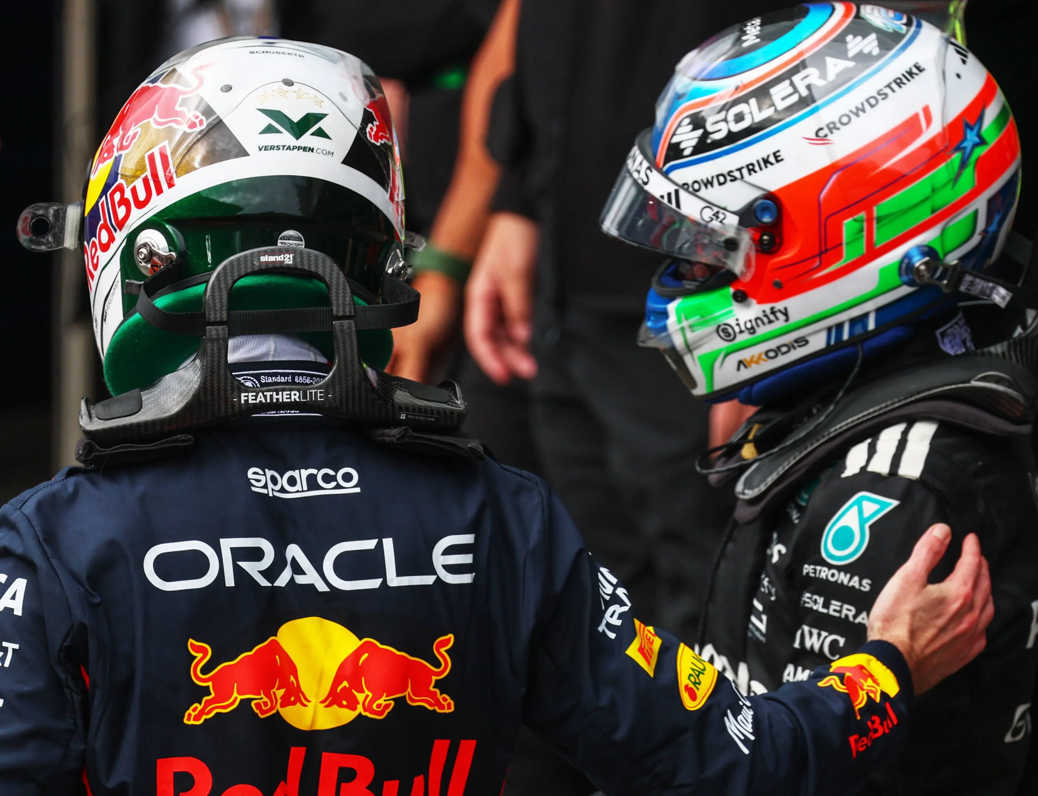 Doornbos snapt behandeling van Verstappen wel: 'Ze zijn Max liever kwijt dan rijk'